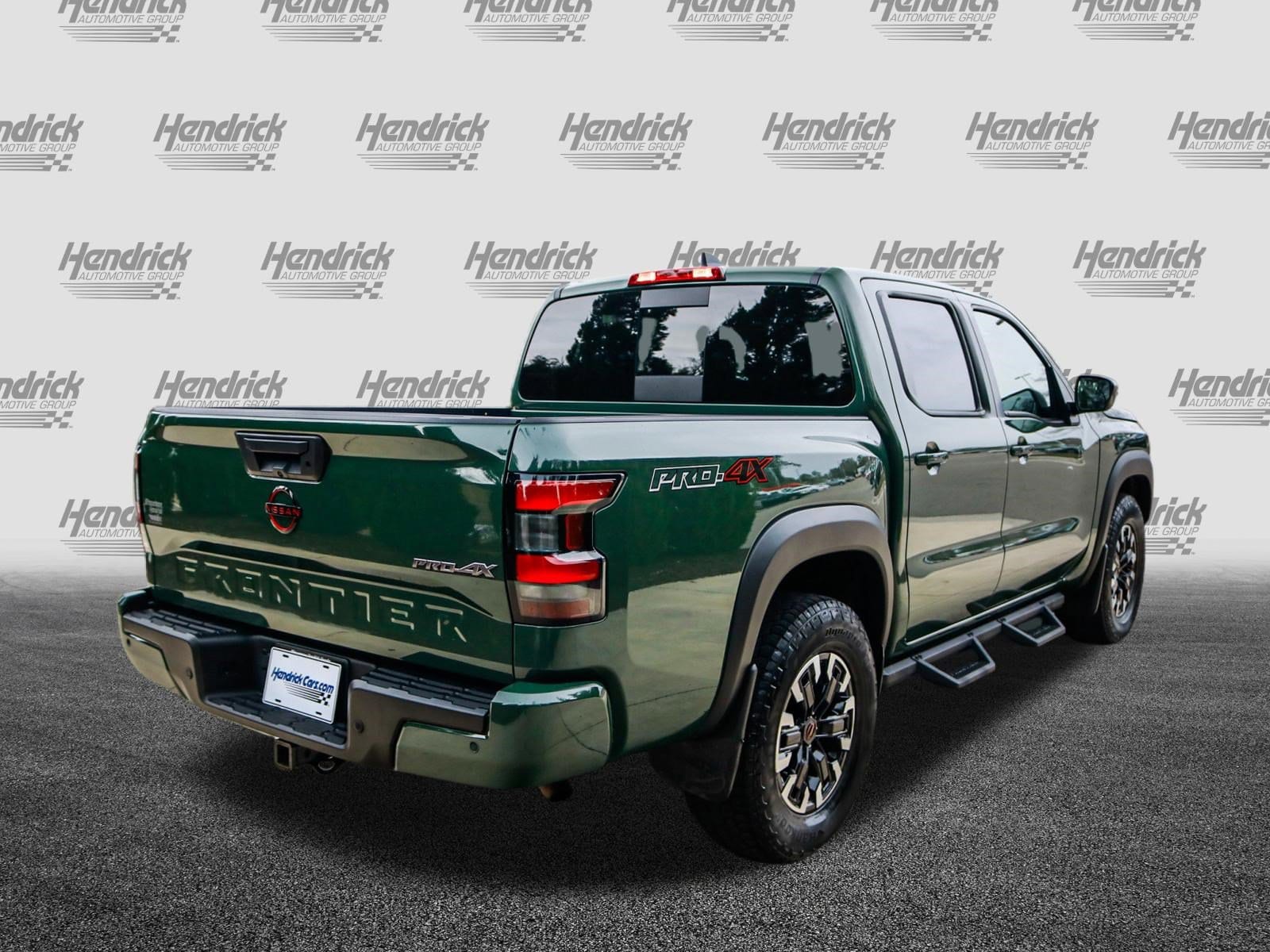 2023 Nissan Frontier PRO-4X photo 3