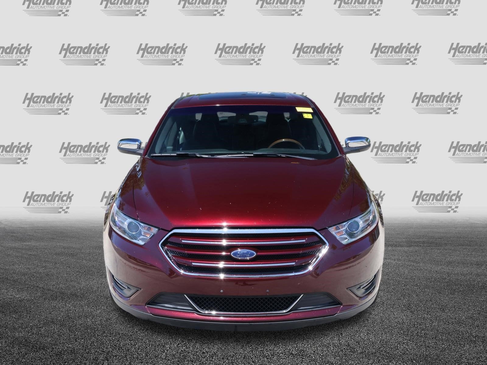 2018 Ford Taurus Limited photo 2