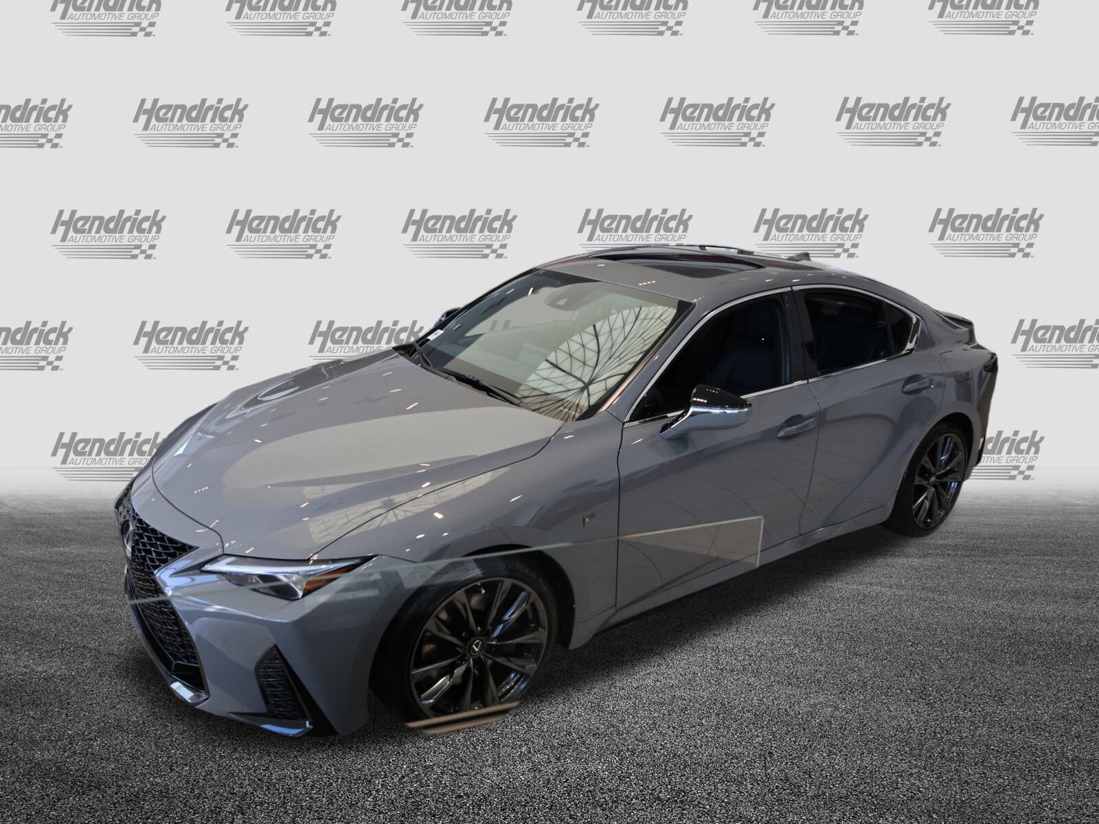 2025 Lexus IS 350 F SPORT photo 4
