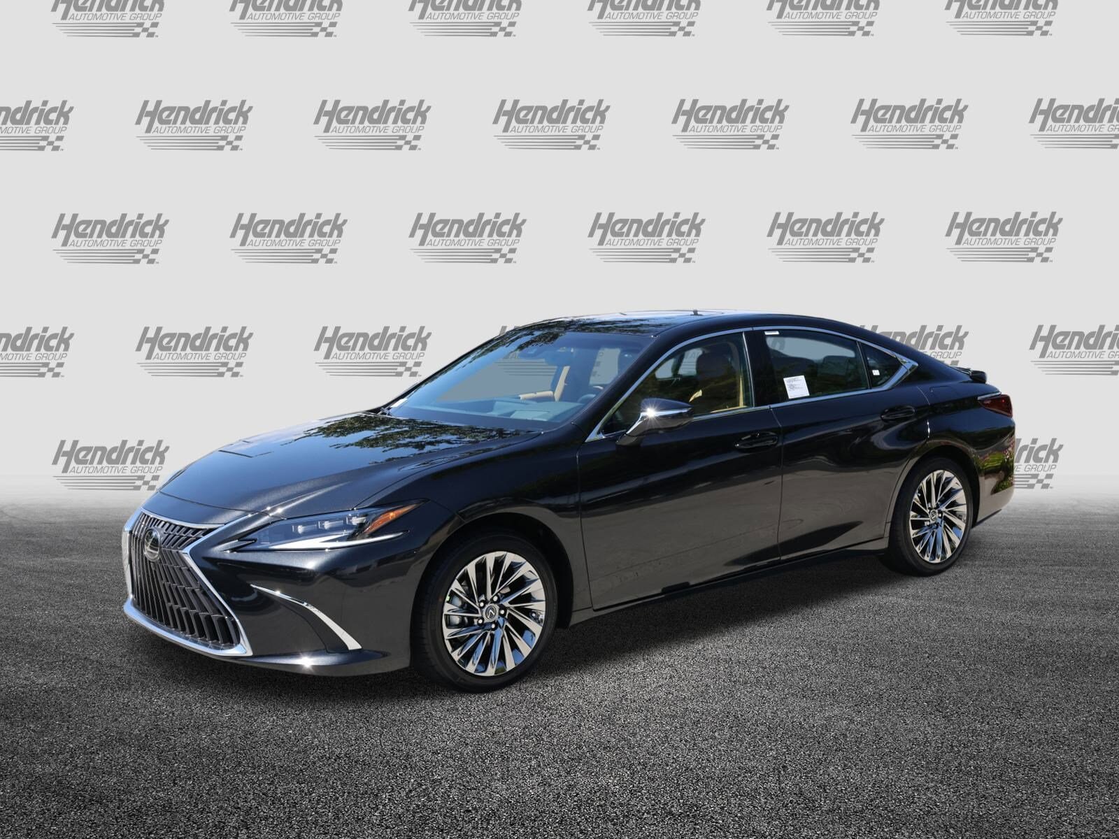 2025 Lexus ES 300h Ultra Luxury photo 3