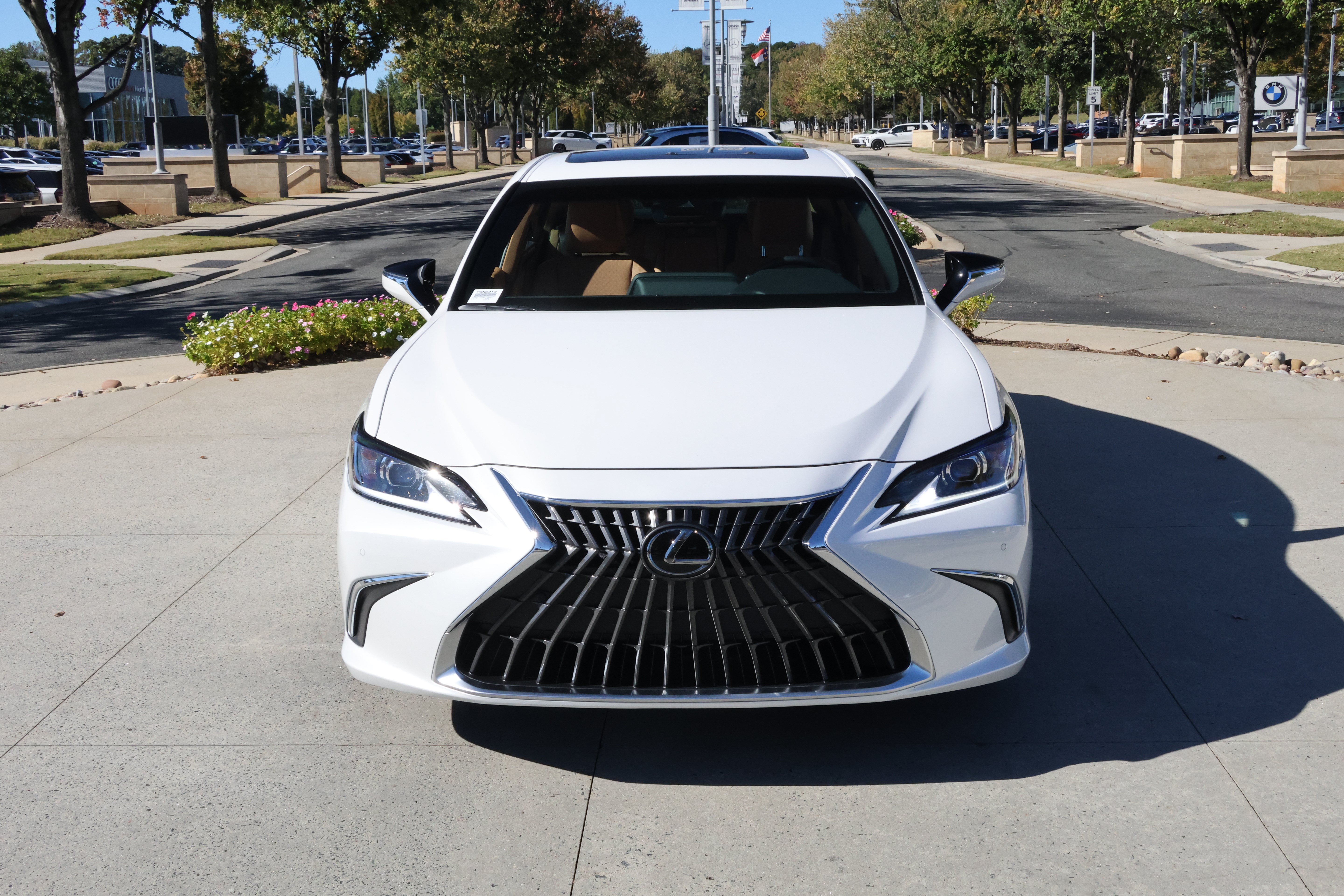 Used 2024 Lexus ES 350 Sedan