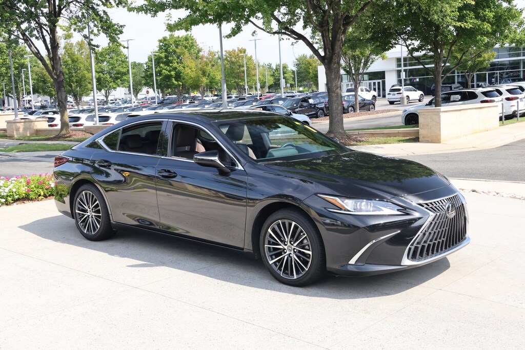 Used 2023 Lexus ES 350 Sedan