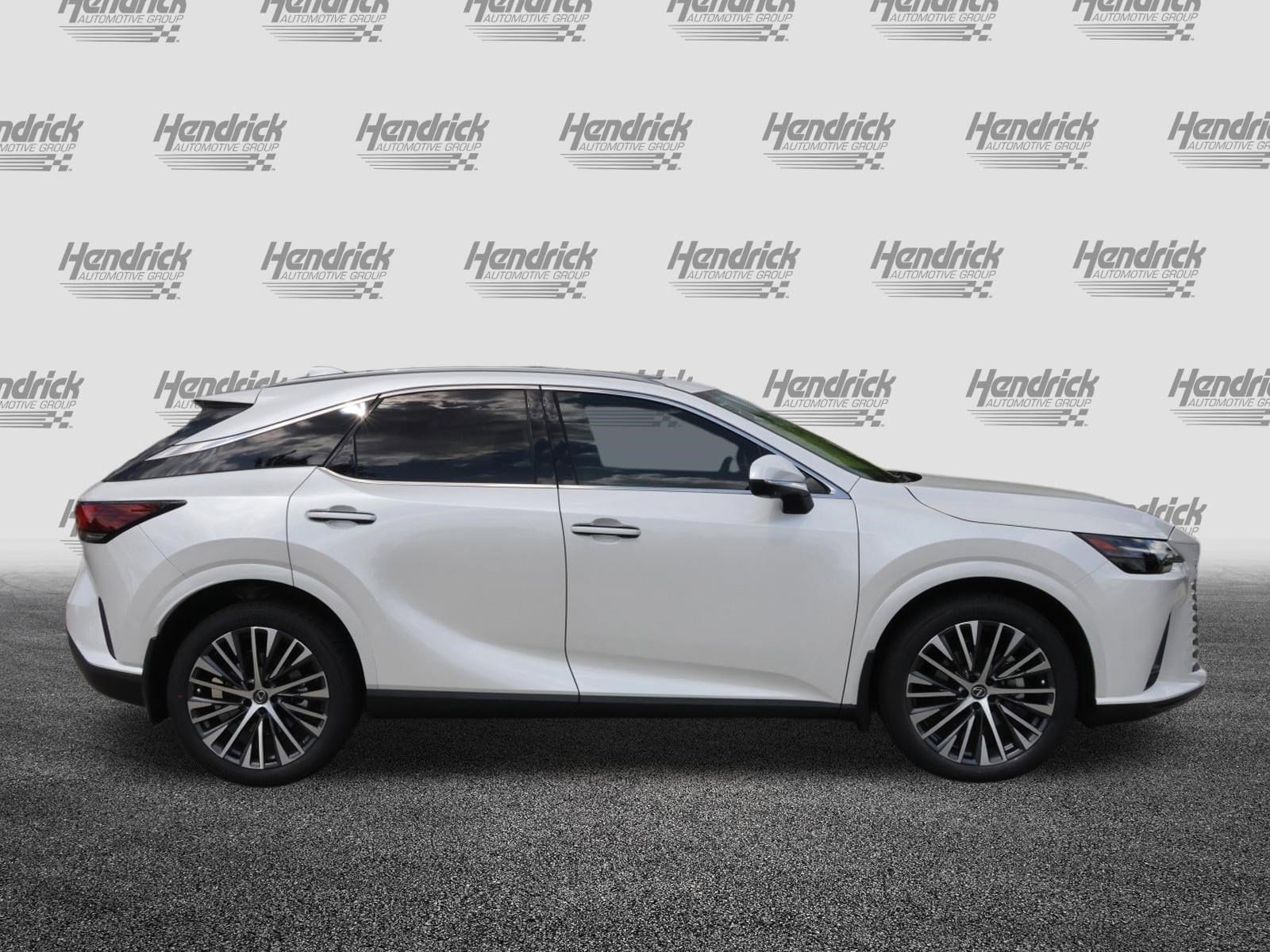 2023 Lexus RX 350 - Photo 9