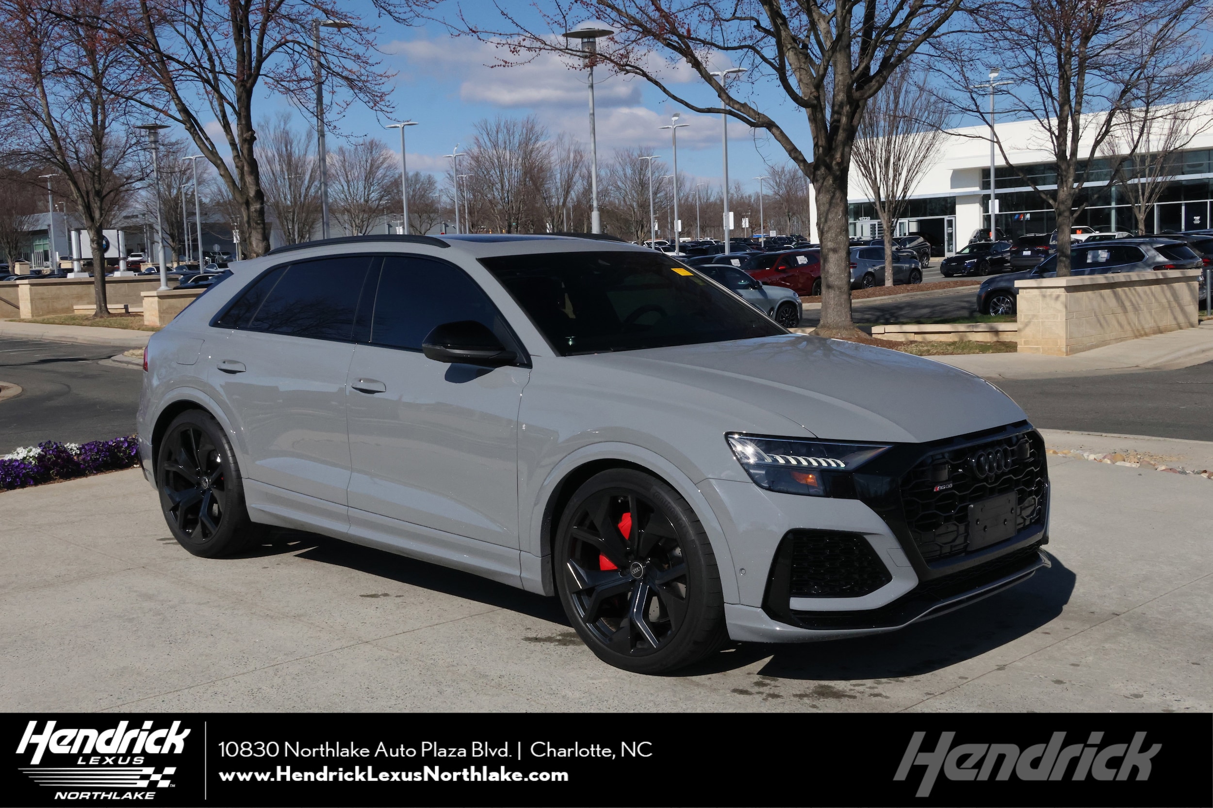 2022 Audi RS Q8 Base