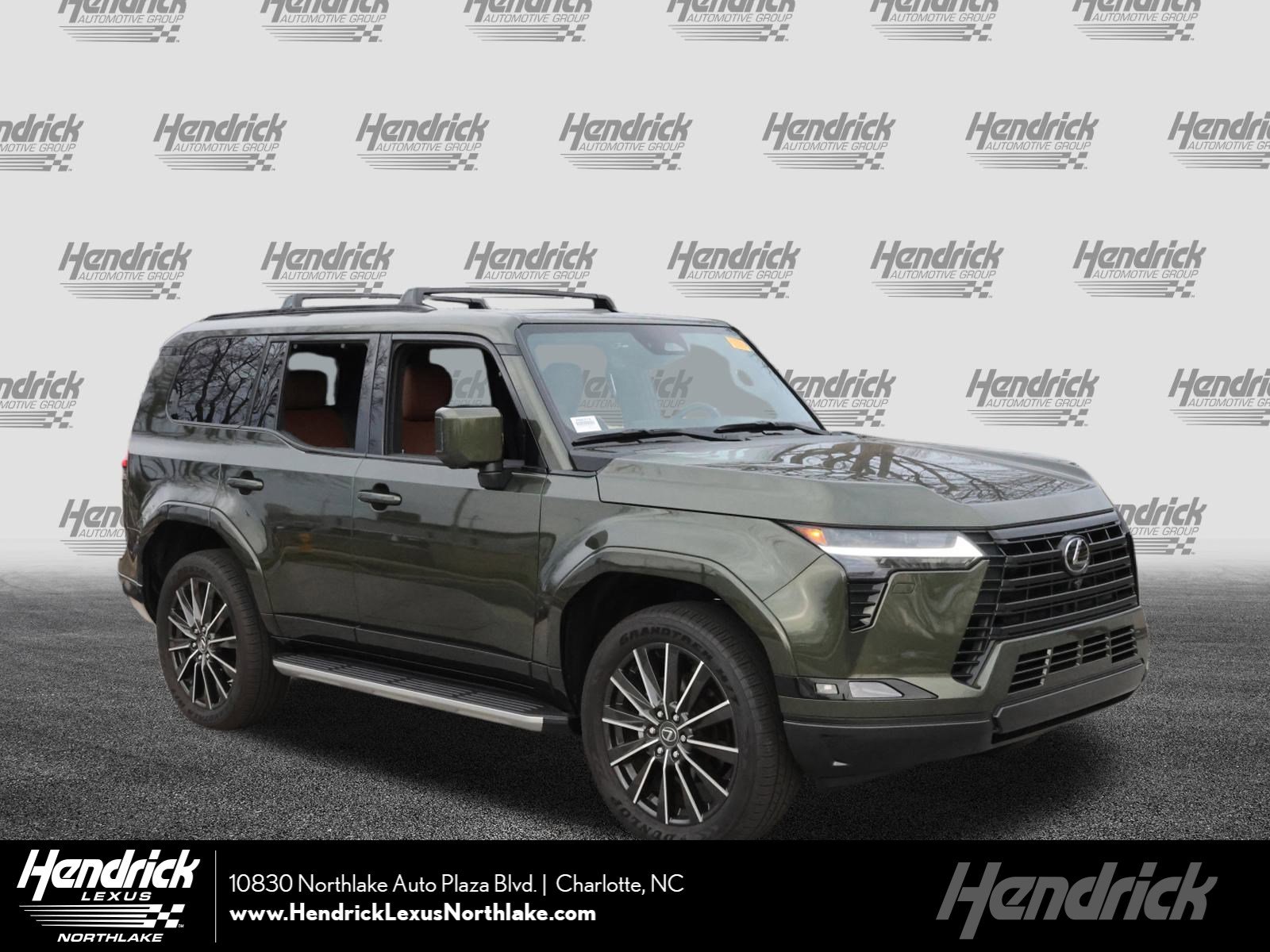 2025 Lexus GX Luxury's photo