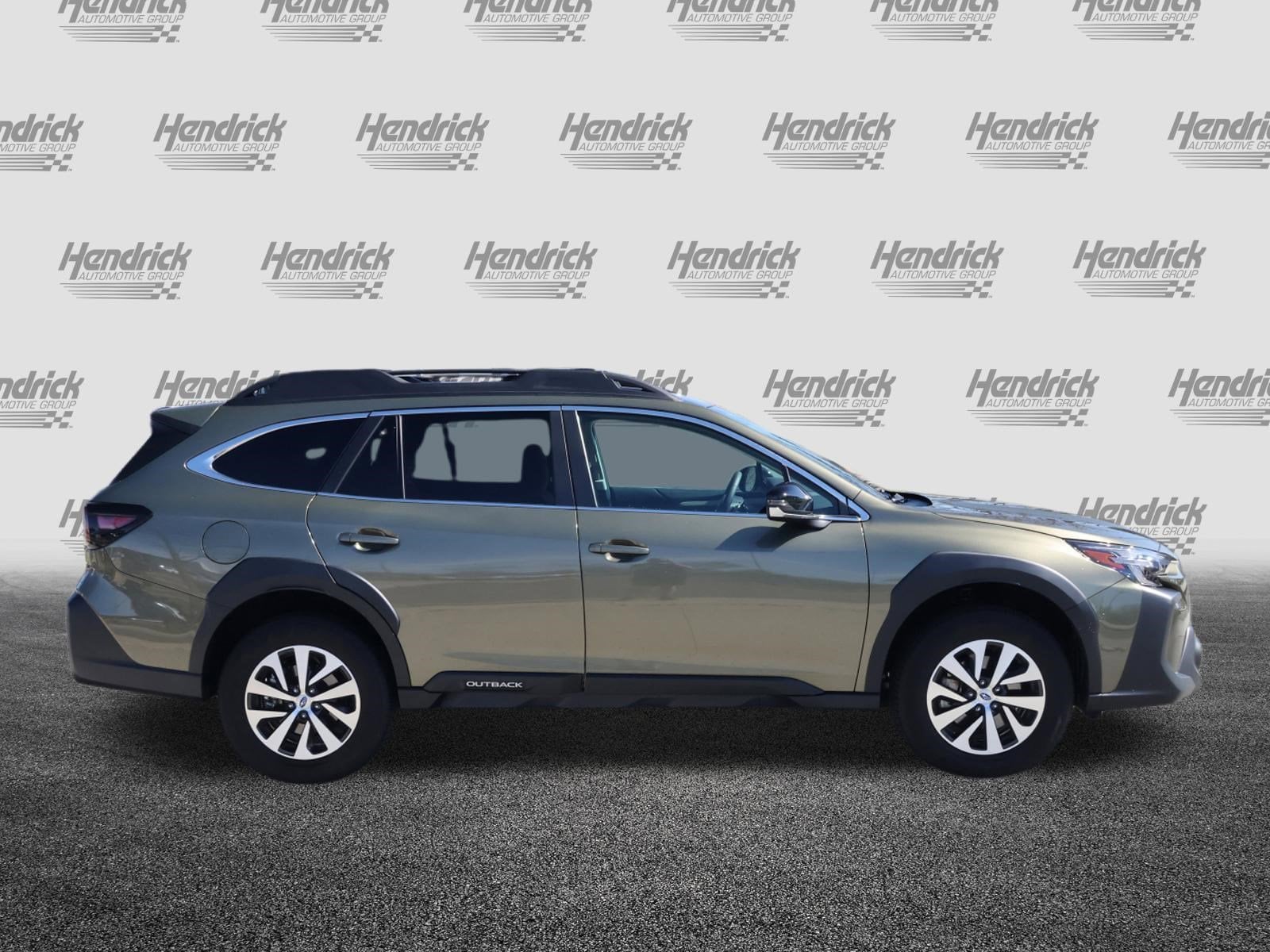 2025 Subaru Outback Premium photo 3