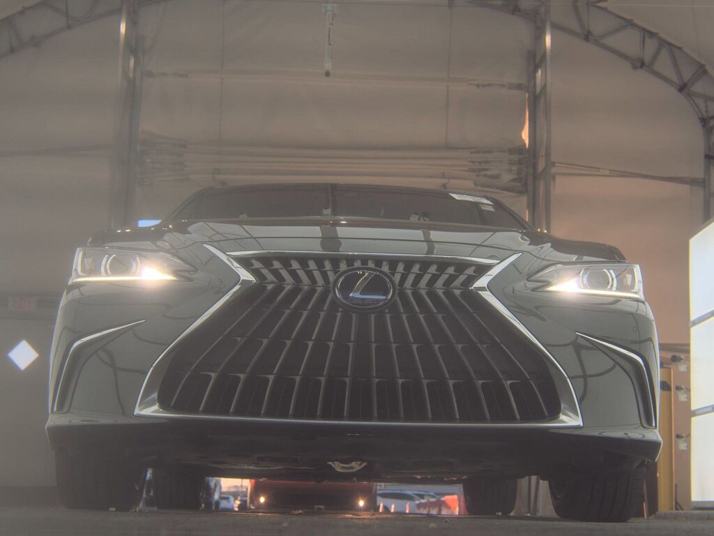 Used 2024 Lexus ES 350 Sedan