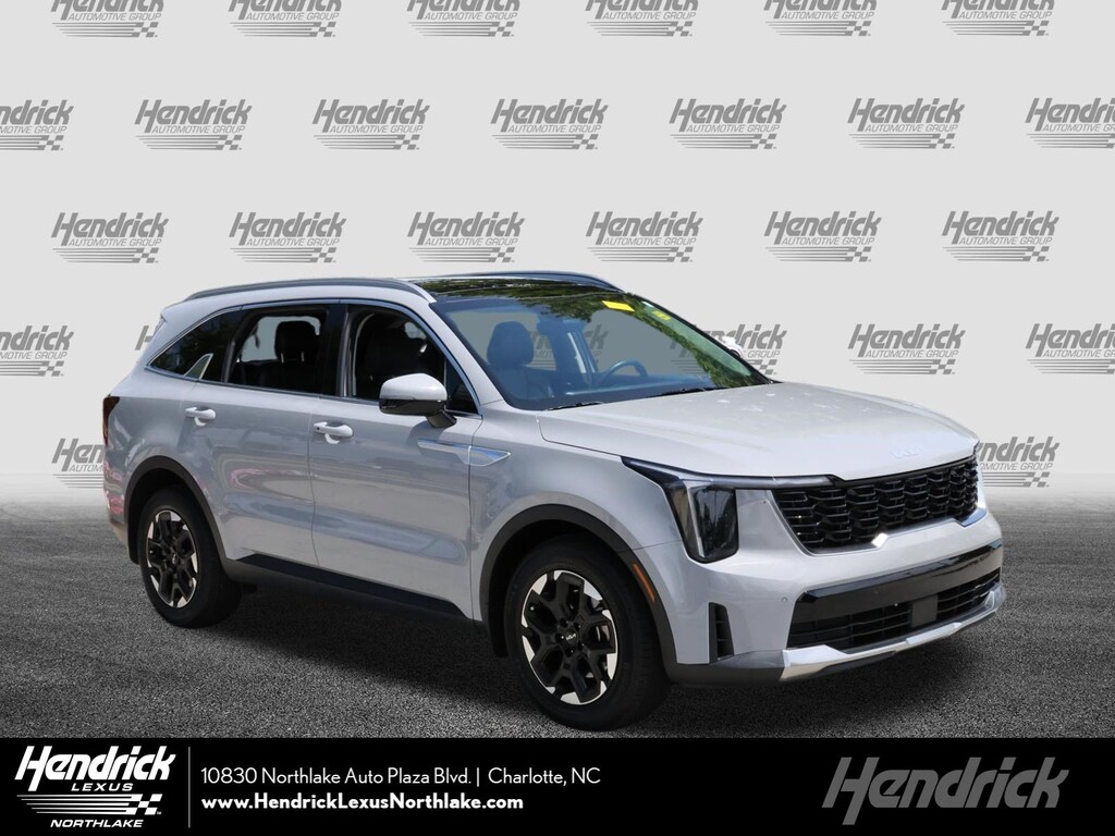 Used 2025 Kia Sorento S SUV