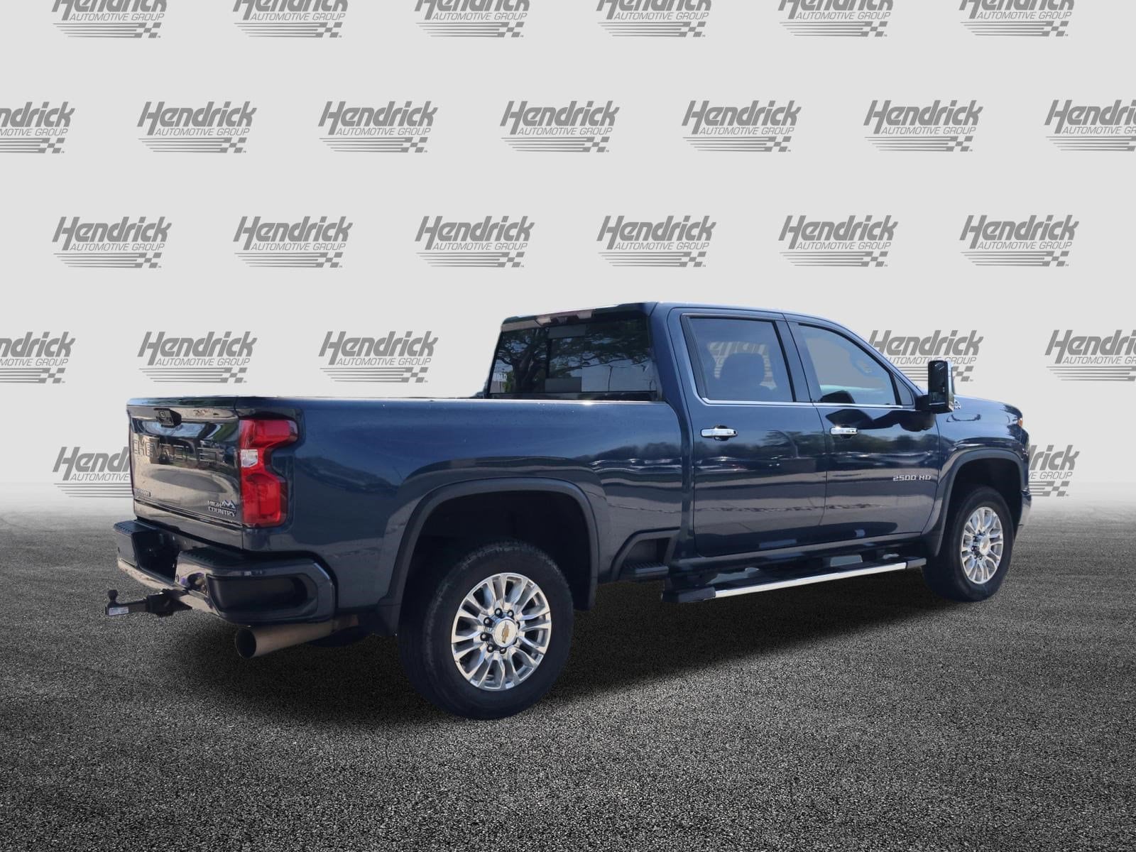2023 Chevrolet Silverado 2500HD High Country photo 6
