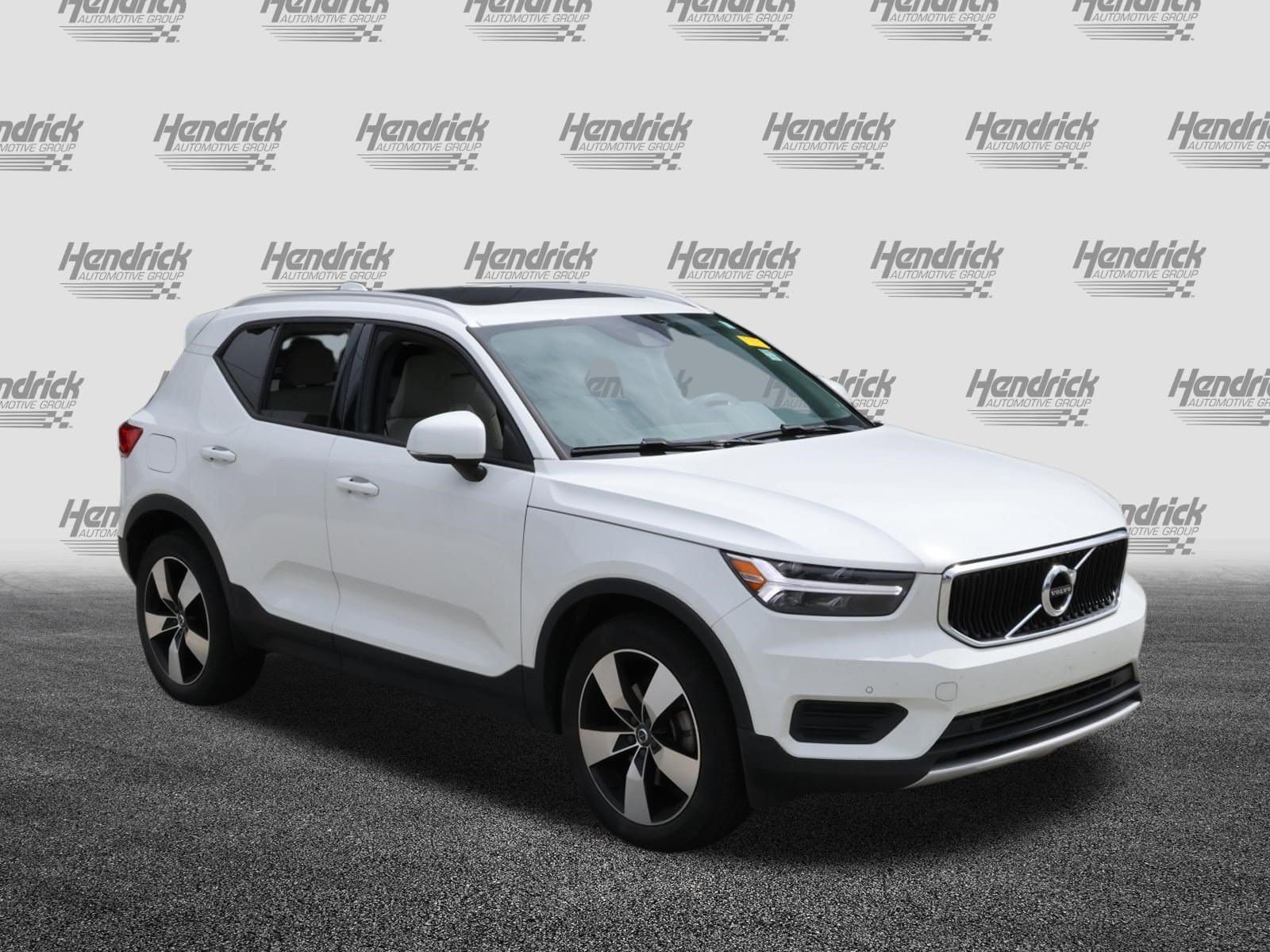 Volvo XC40 Momentum