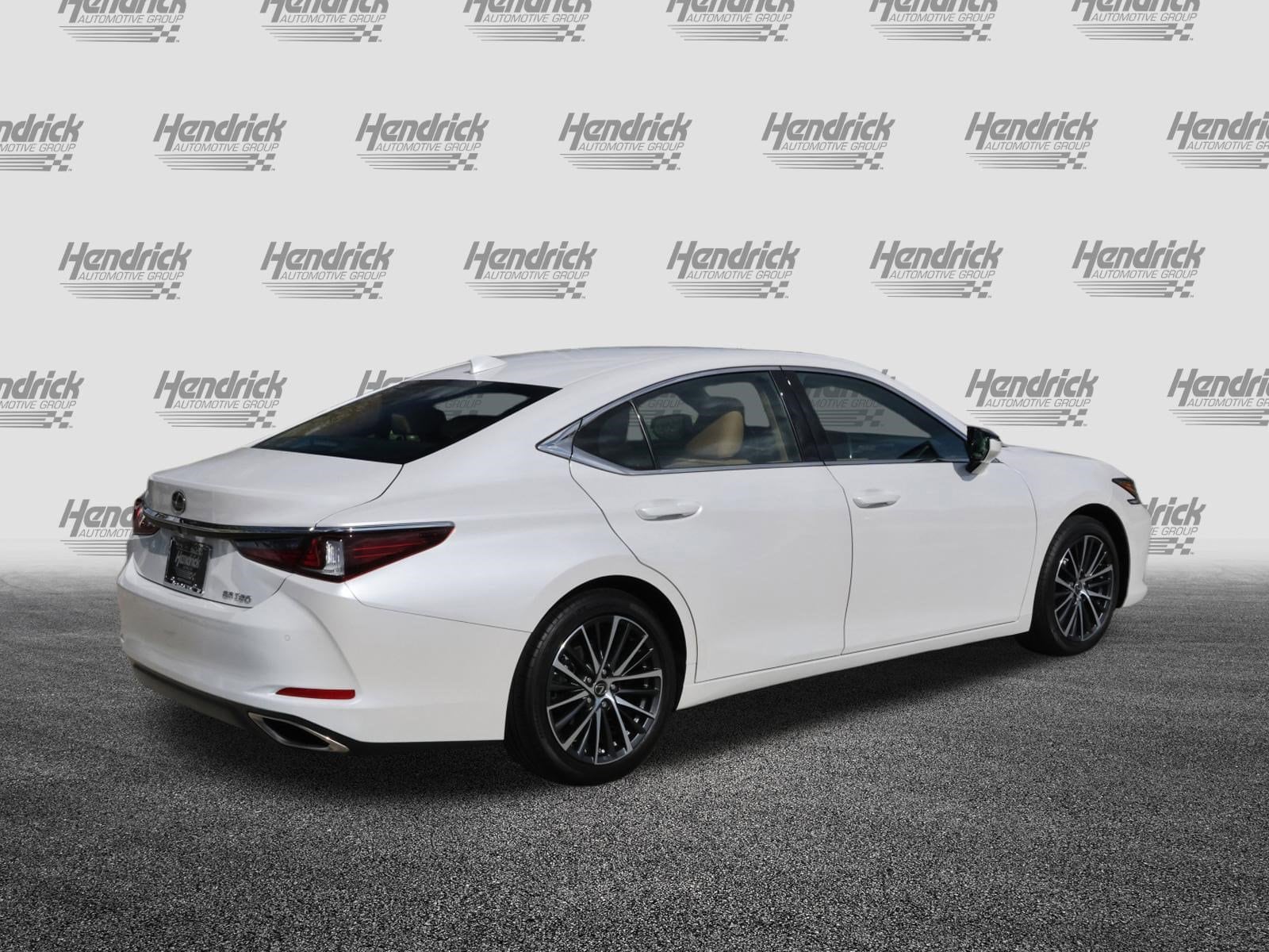 2025 LEXUS ES 350 photo 6