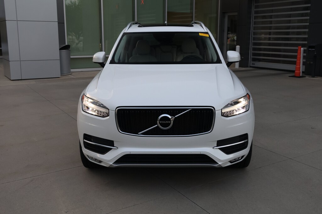 Used 2019 Volvo XC90 Momentum SUV