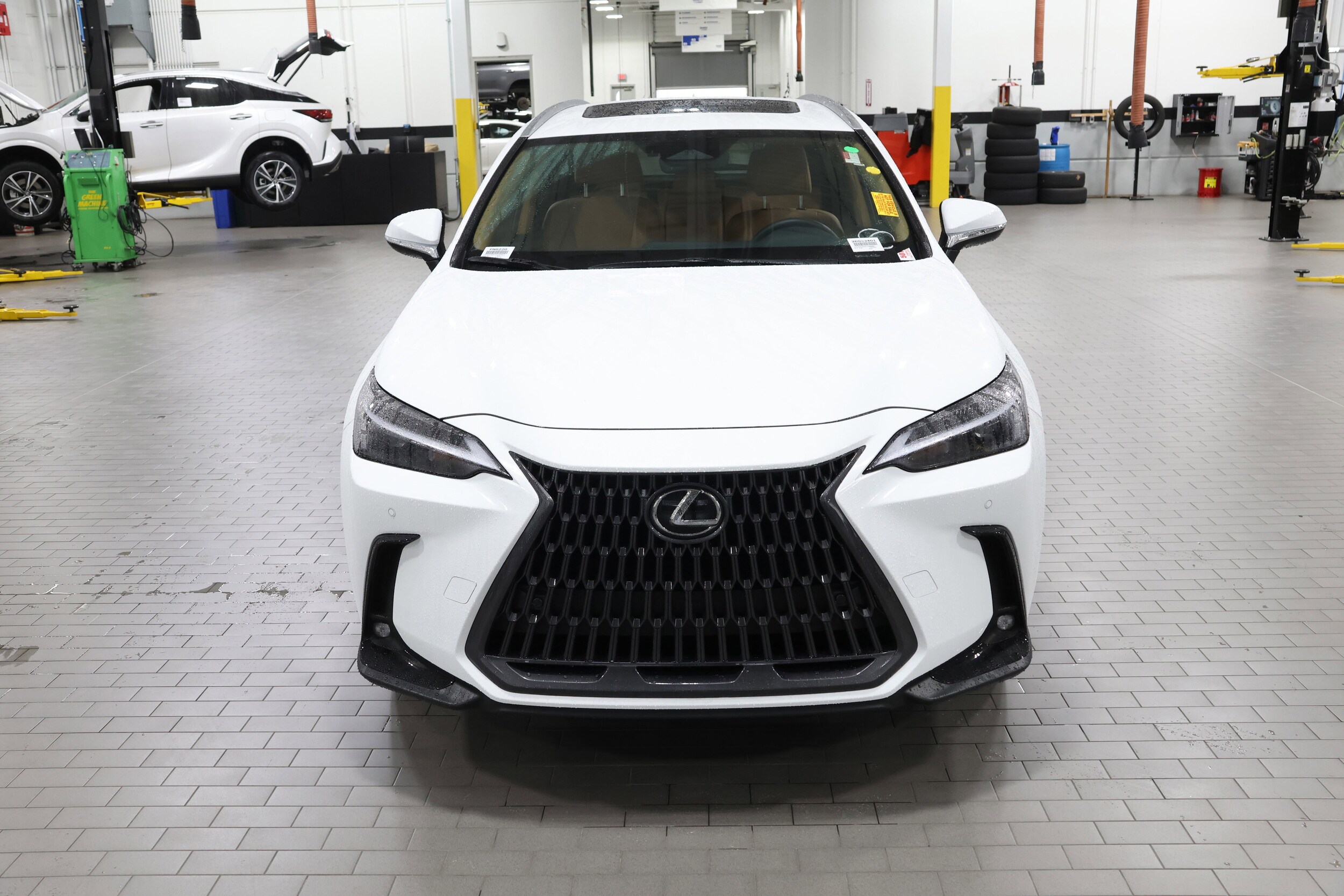 2026 Lexus NX 350 photo 3