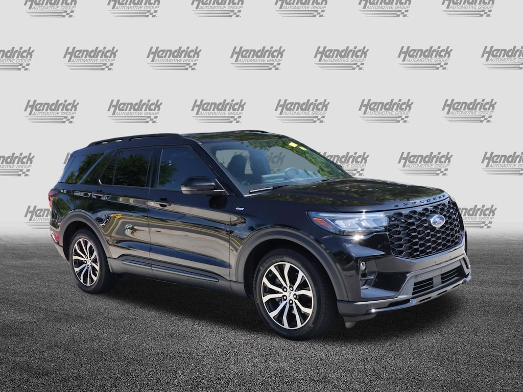 Used 2025 Ford Explorer ST-Line SUV