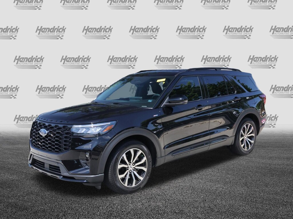Used 2025 Ford Explorer ST-Line SUV