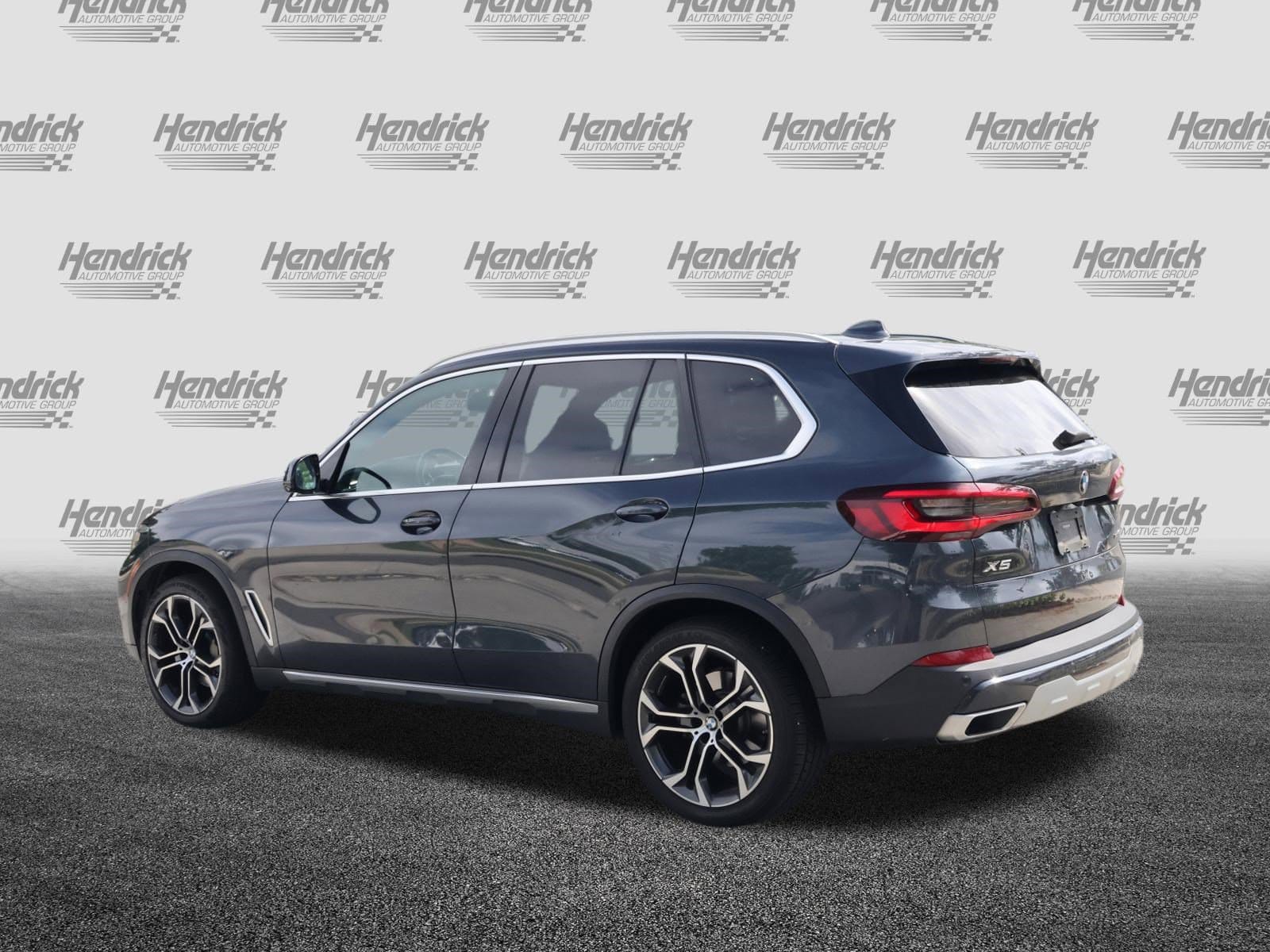 2022 BMW X5 sDrive40i photo 4