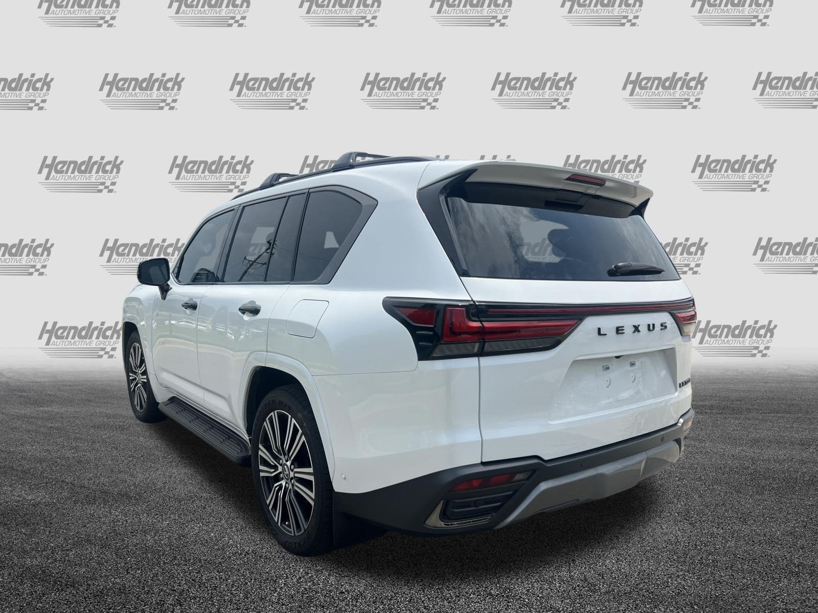 2025 LEXUS LX 700h 700h Luxury
