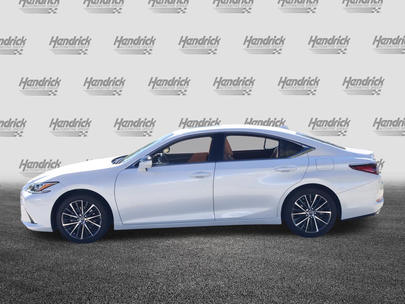 Used 2024 Lexus ES 350 Sedan