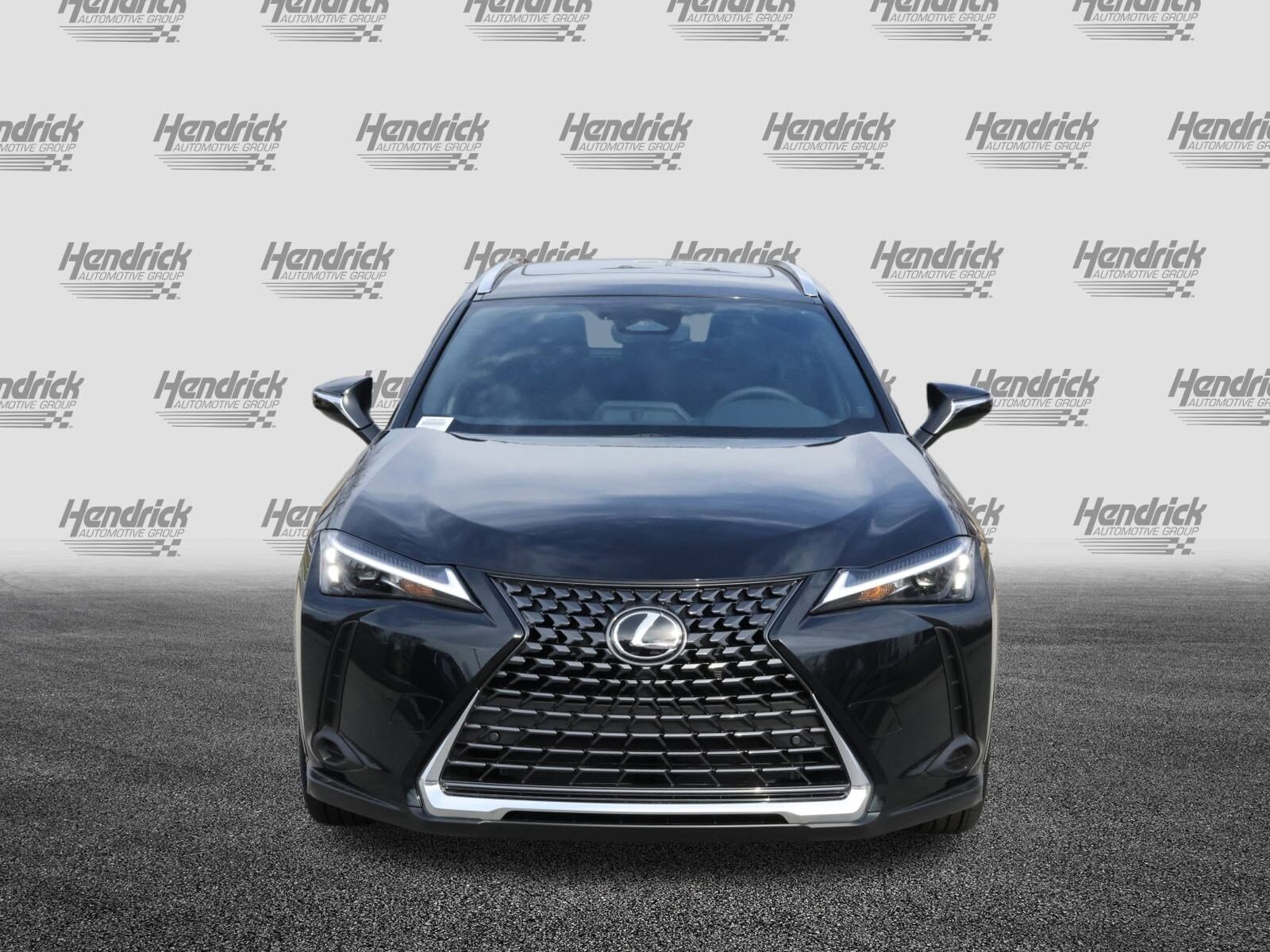 2025 Lexus UX Premium photo 3