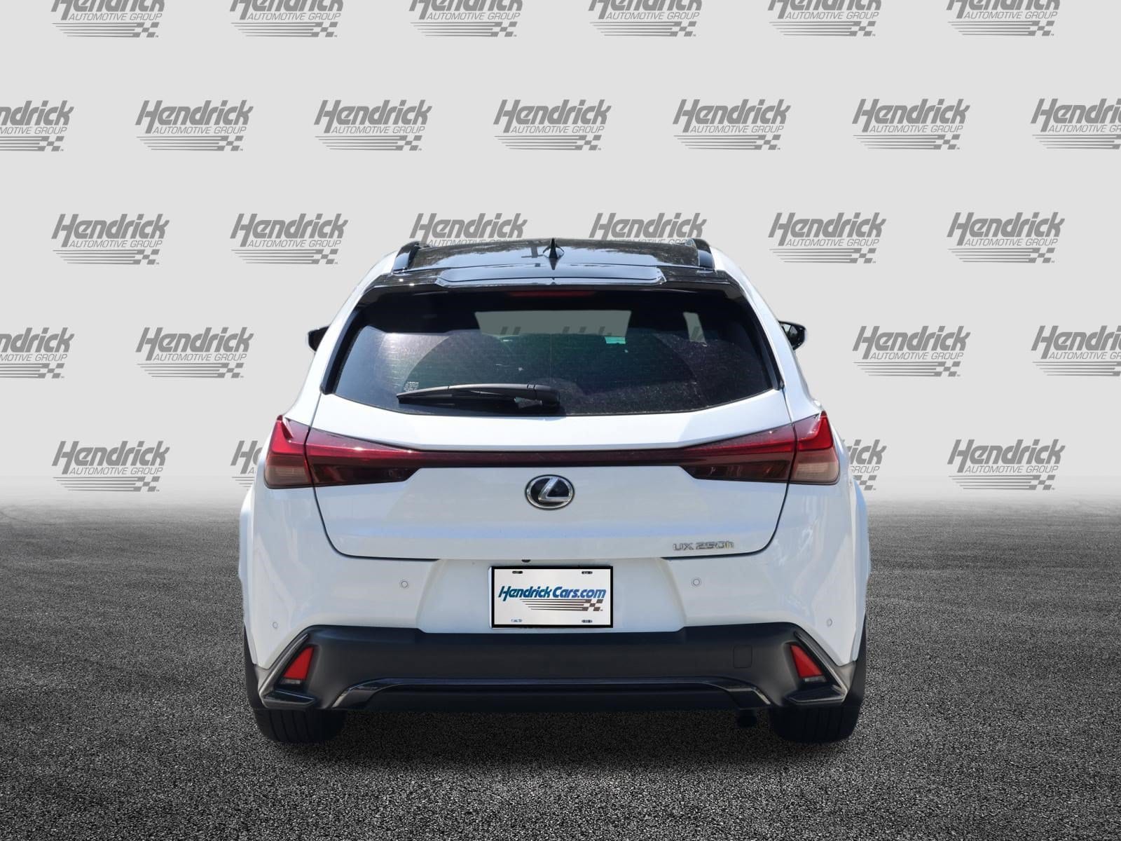 LEXUS UX 250h F SPORT Handling