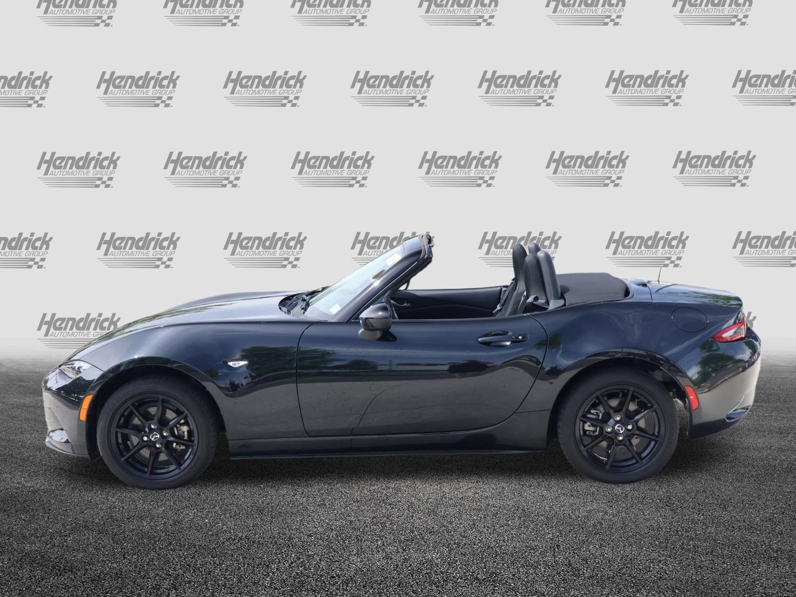 2023 Mazda MX-5 Miata Sport photo 4