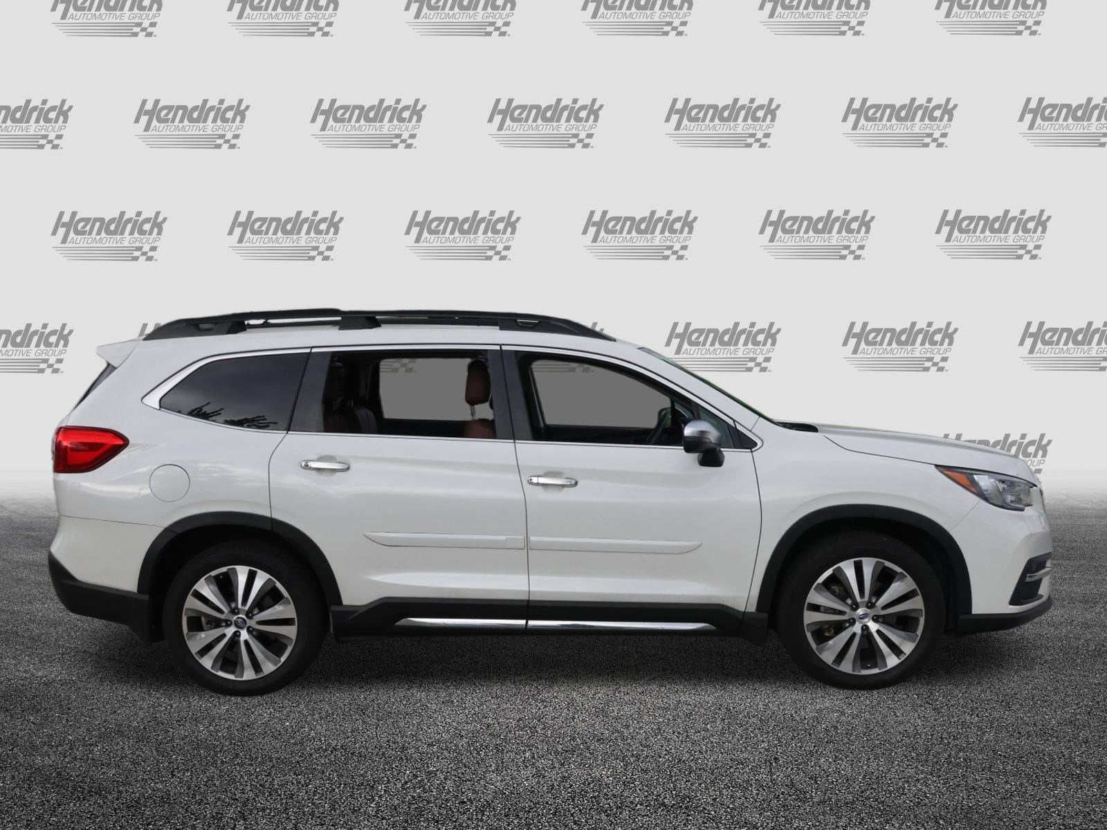 2020 Subaru Ascent Touring photo 3