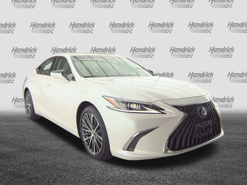 Used 2025 Lexus ES 350 Sedan