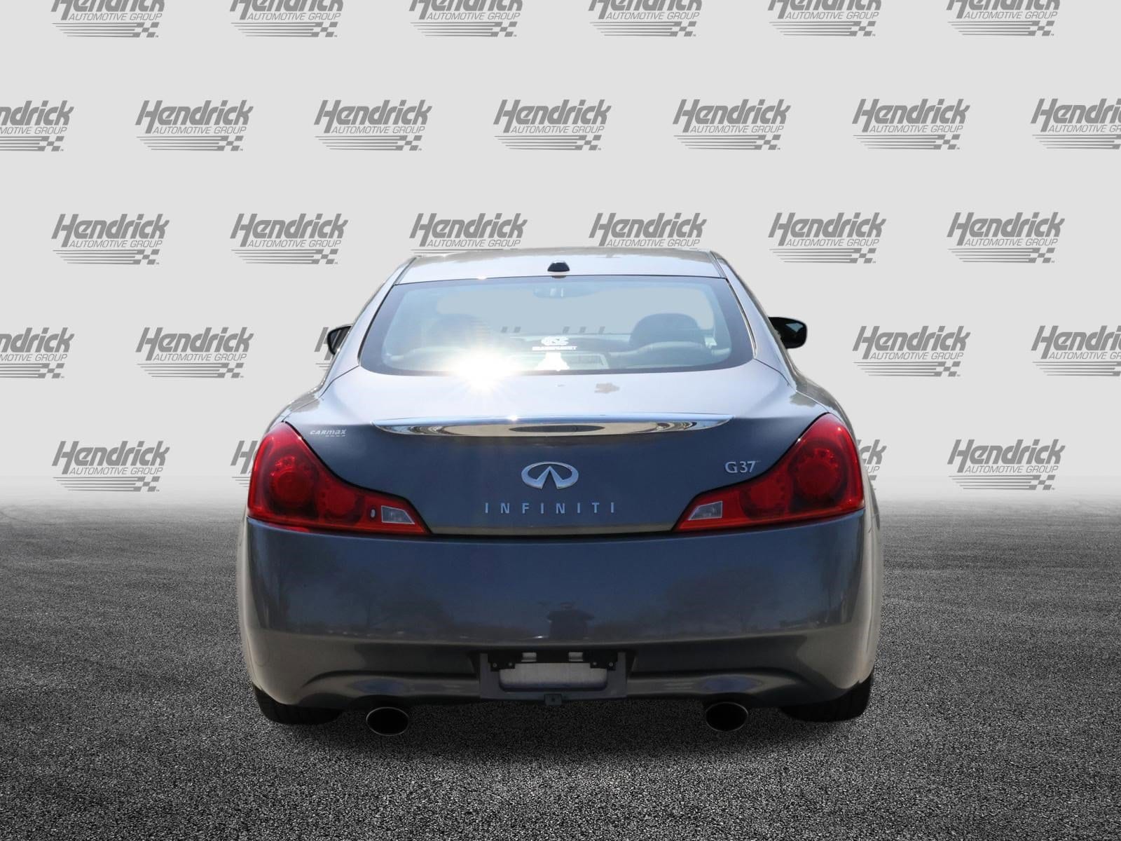 2011 INFINITI G37 Coupe photo 6