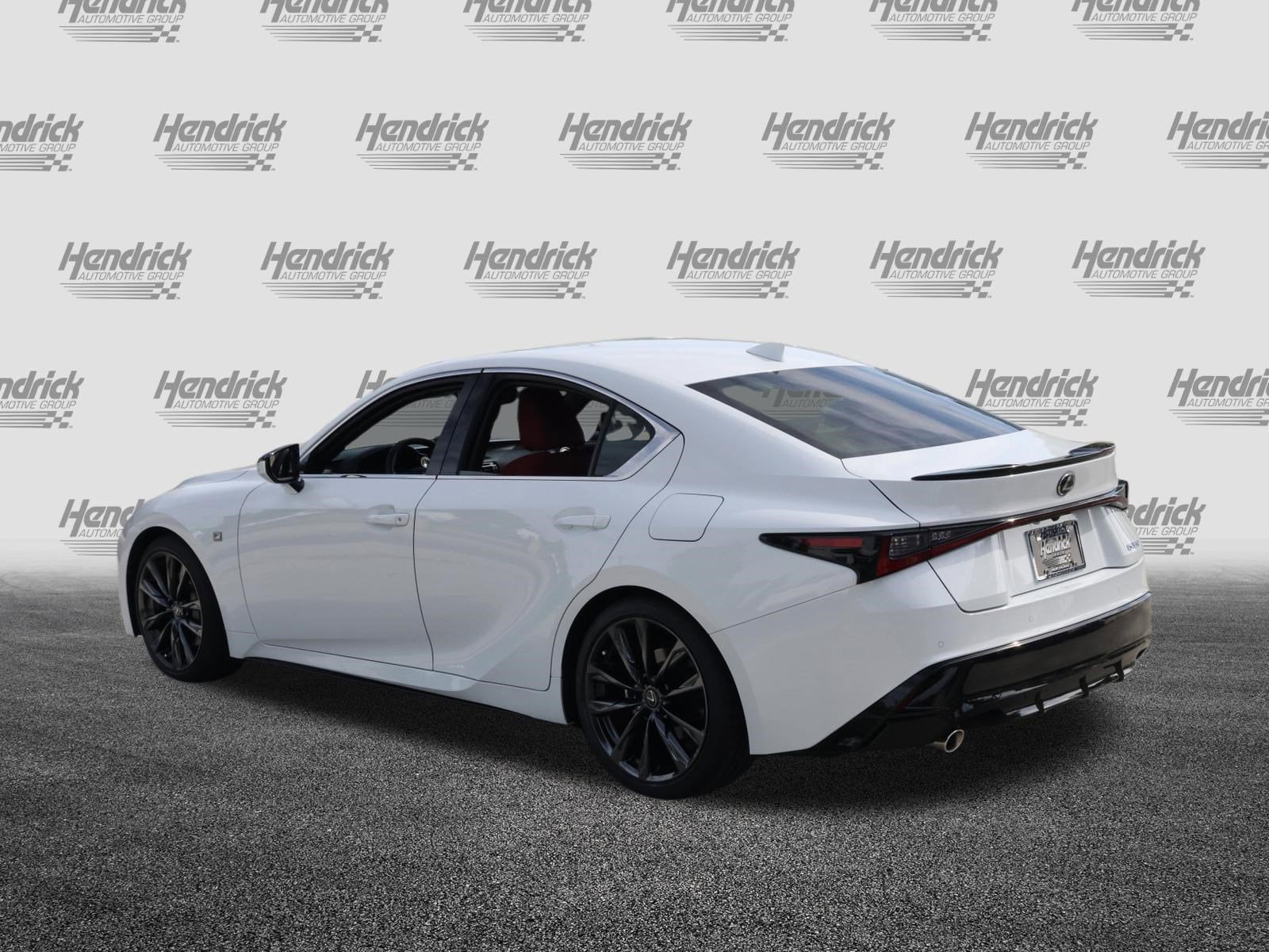 2023 LEXUS IS 350 F SPORT photo 4