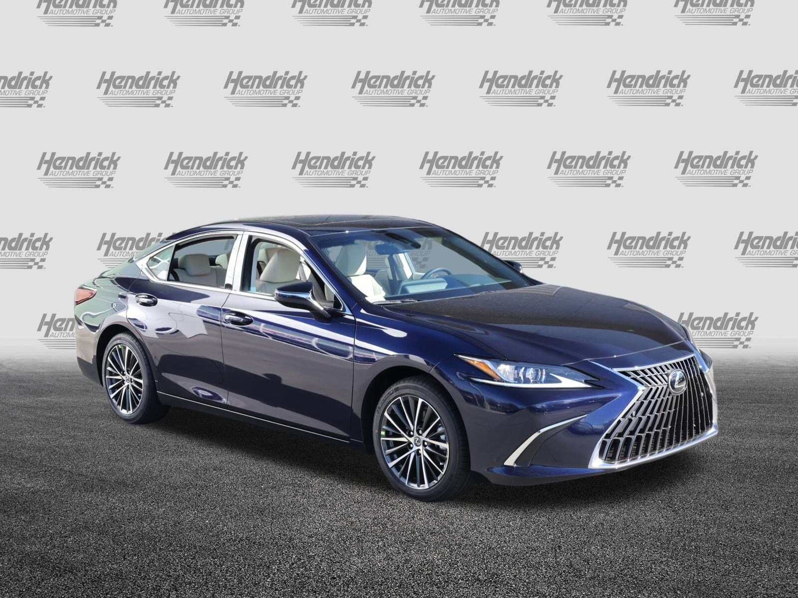 2025 Lexus ES 350 photo 2