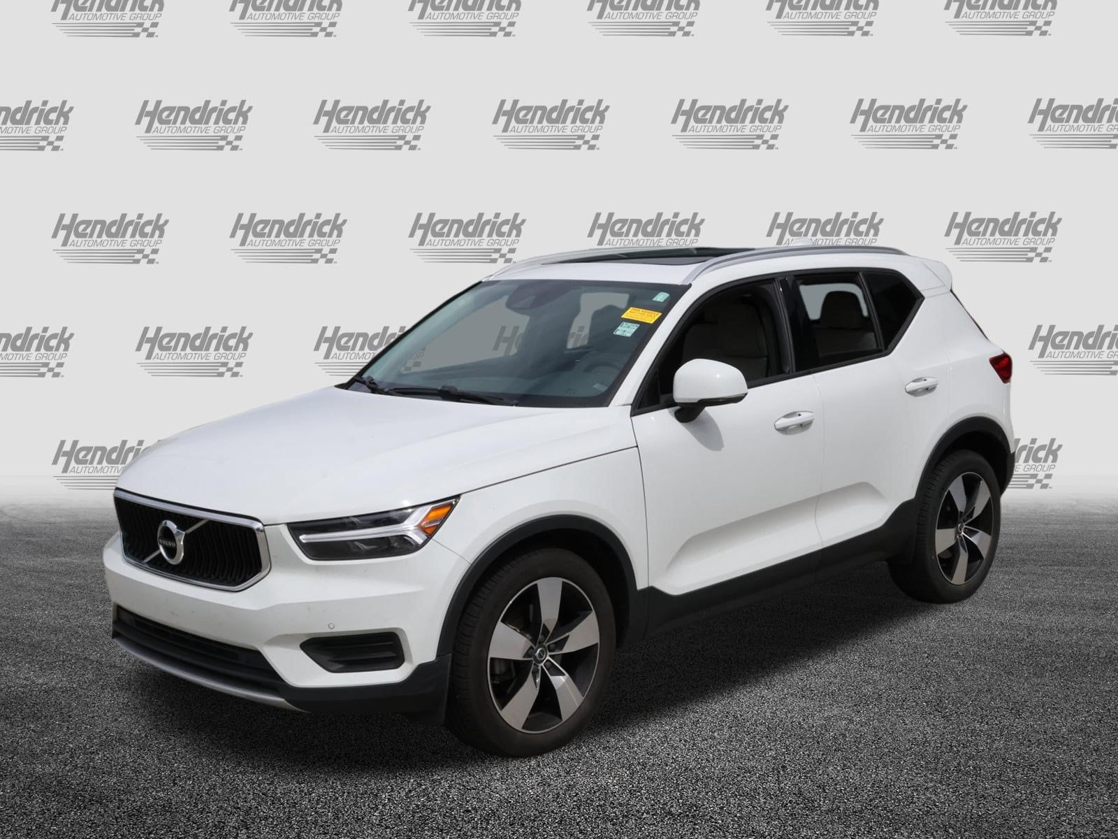 Volvo XC40 Momentum