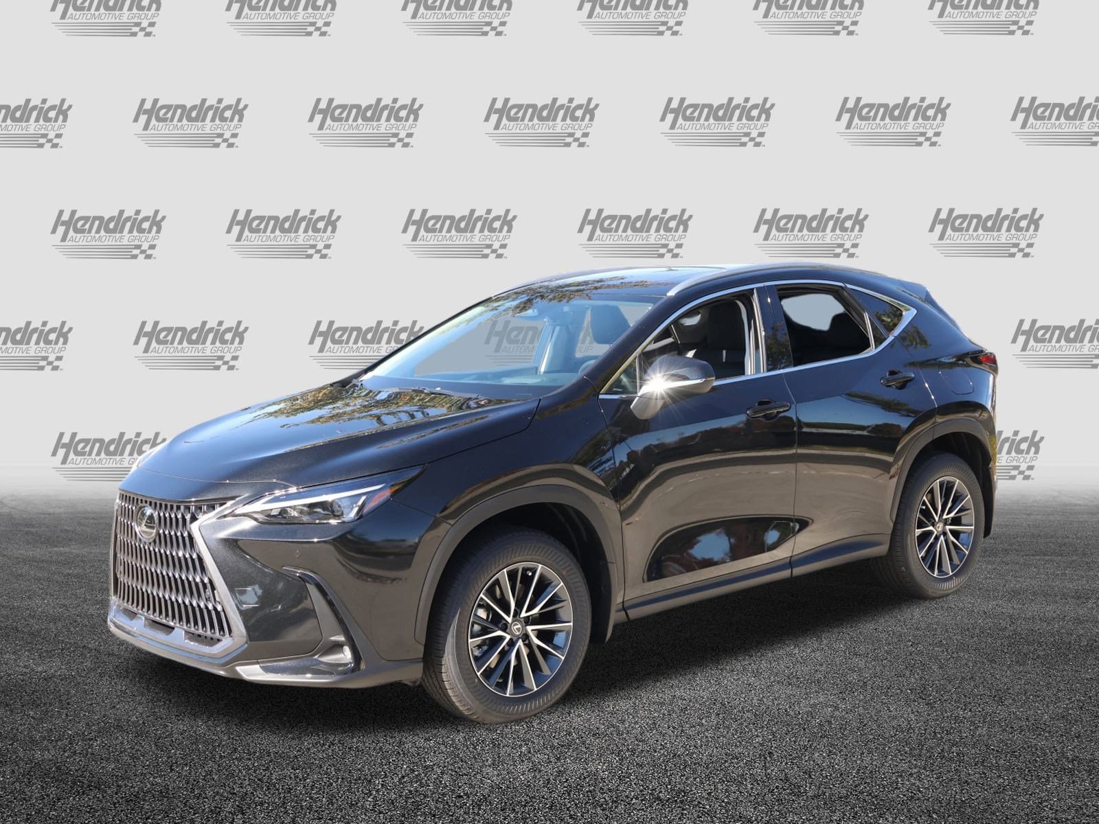 2026 Lexus NX 350 Premium photo 4