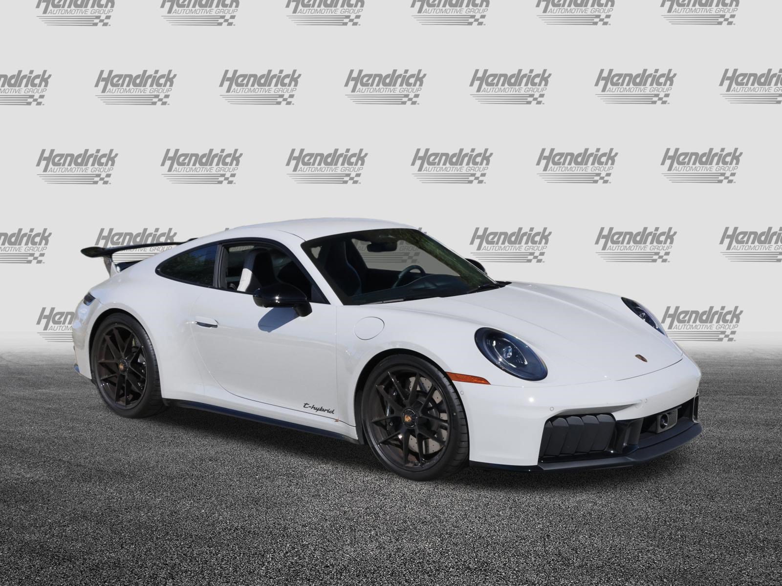 2026 Porsche 911 Carrera 4 GTS Coupe