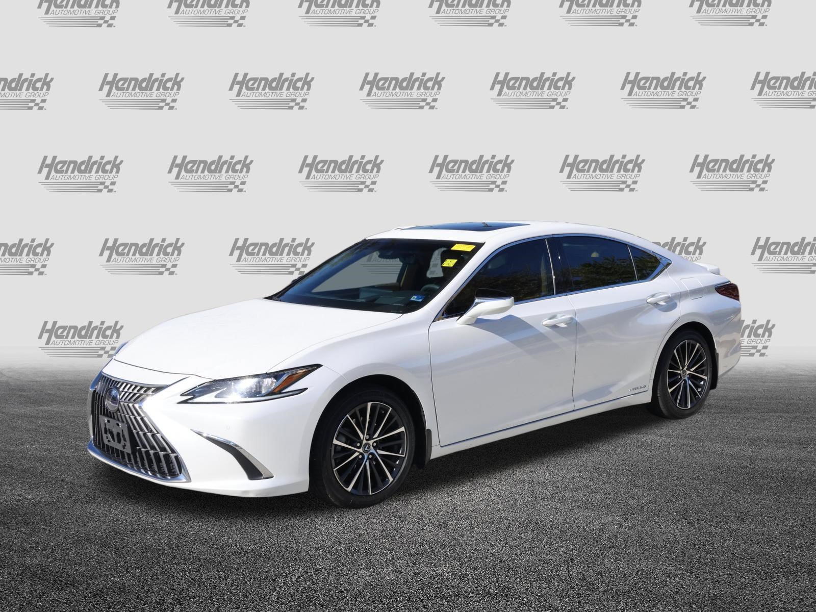 Certified 2022 Lexus ES 300h 300h Sedan