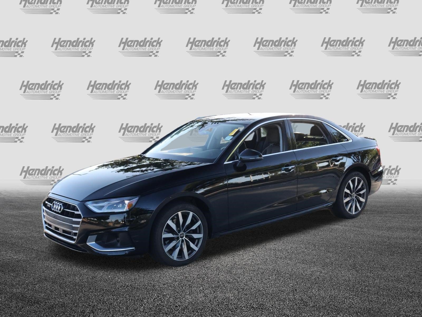 Audi A4 Sedan Premium