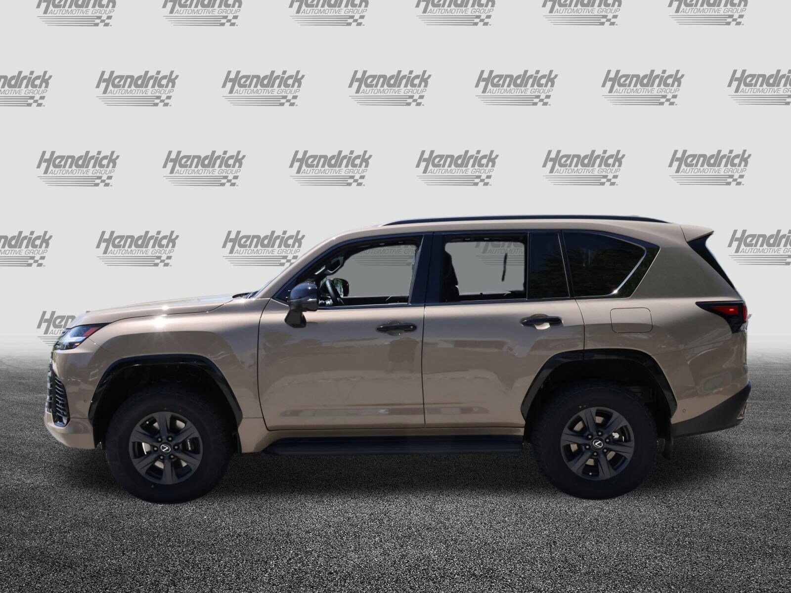 2025 Lexus LX photo 3