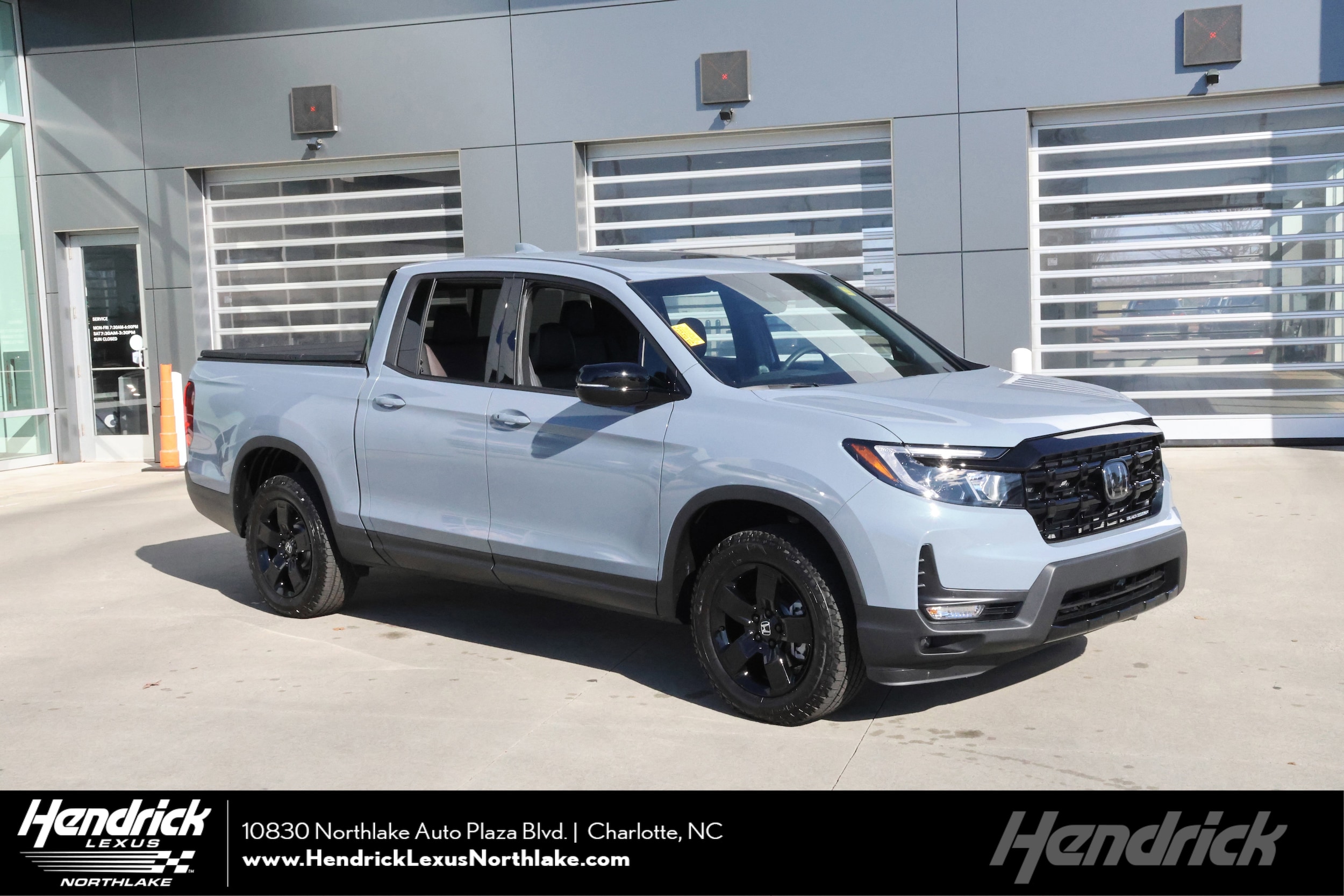 2025 Honda Ridgeline Black Edition's photo