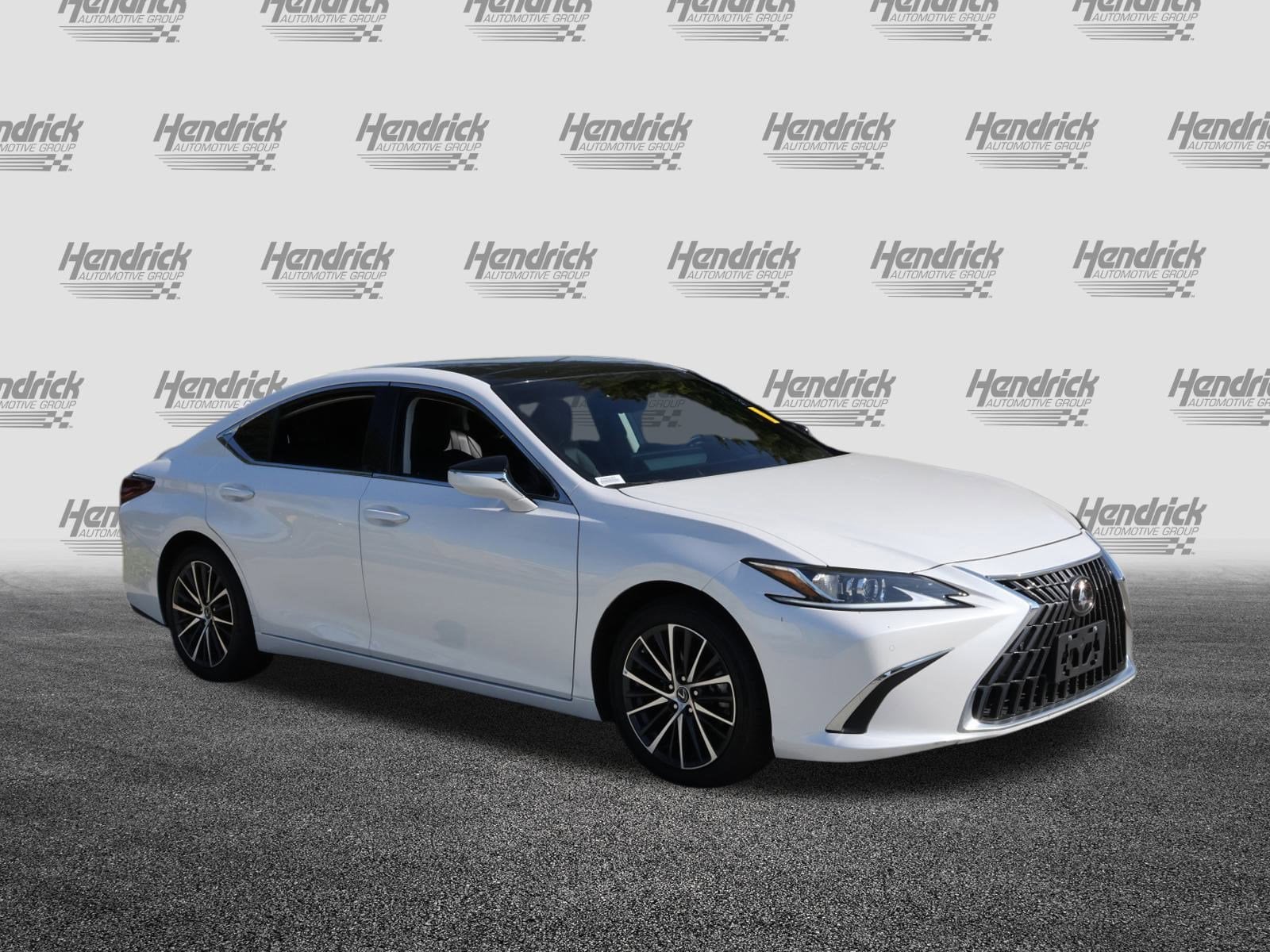 2024 Lexus ES 350 Premium photo 2