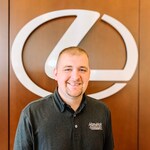 Staff member Vinny Estrada from ID_f33171f06776