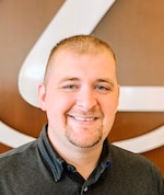 Staff member Vinny Estrada from ID_f33171f06776