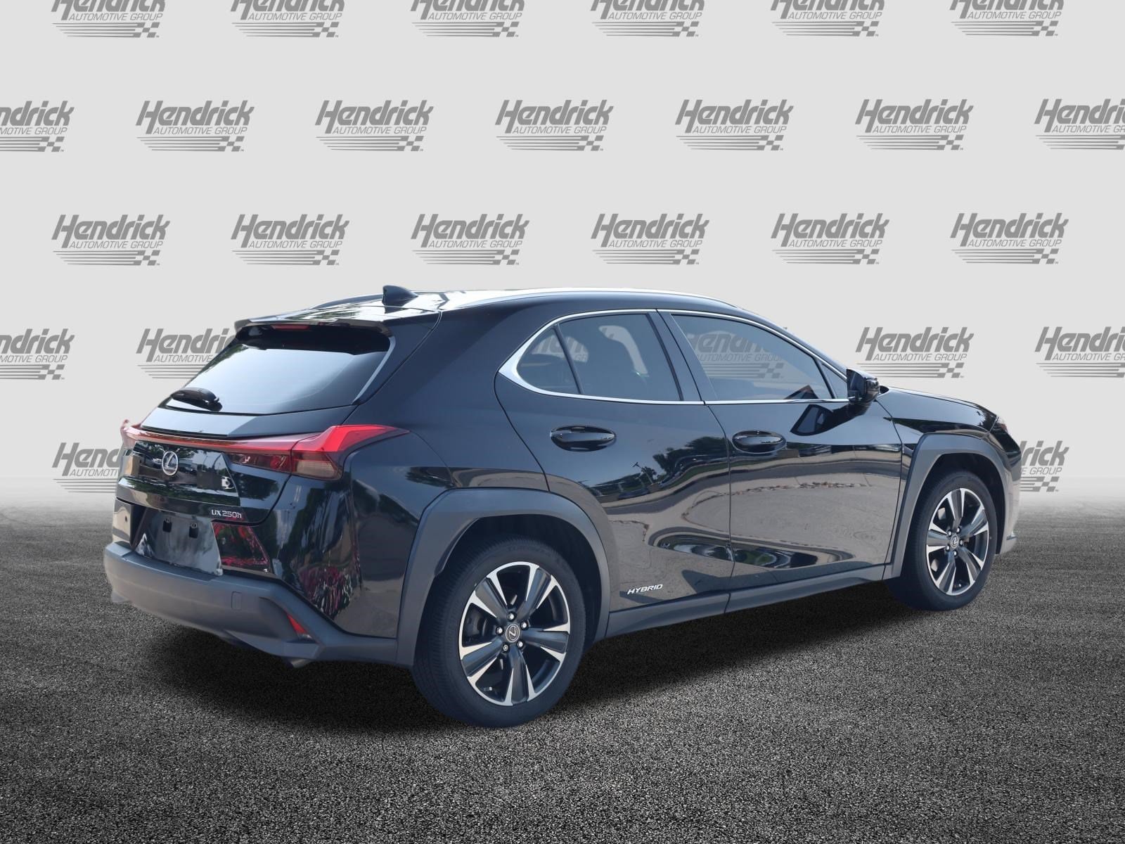 LEXUS UX 250h