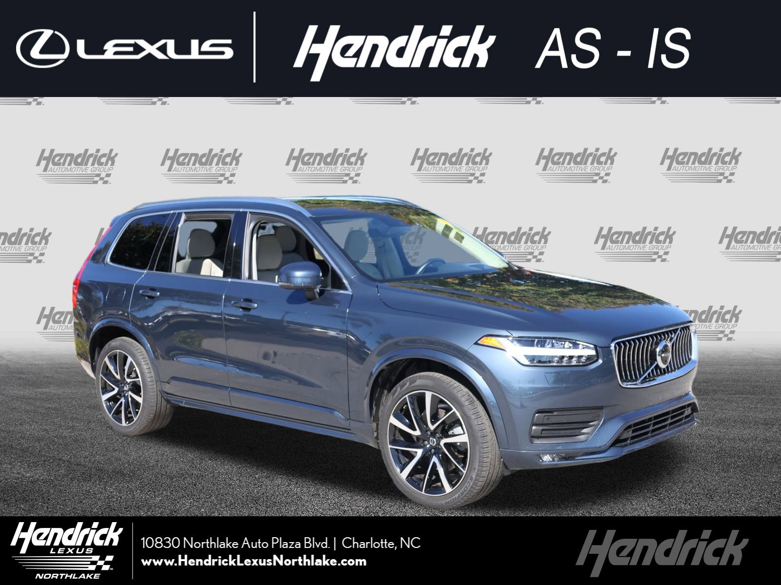 2022 Volvo XC90 Momentum's photo