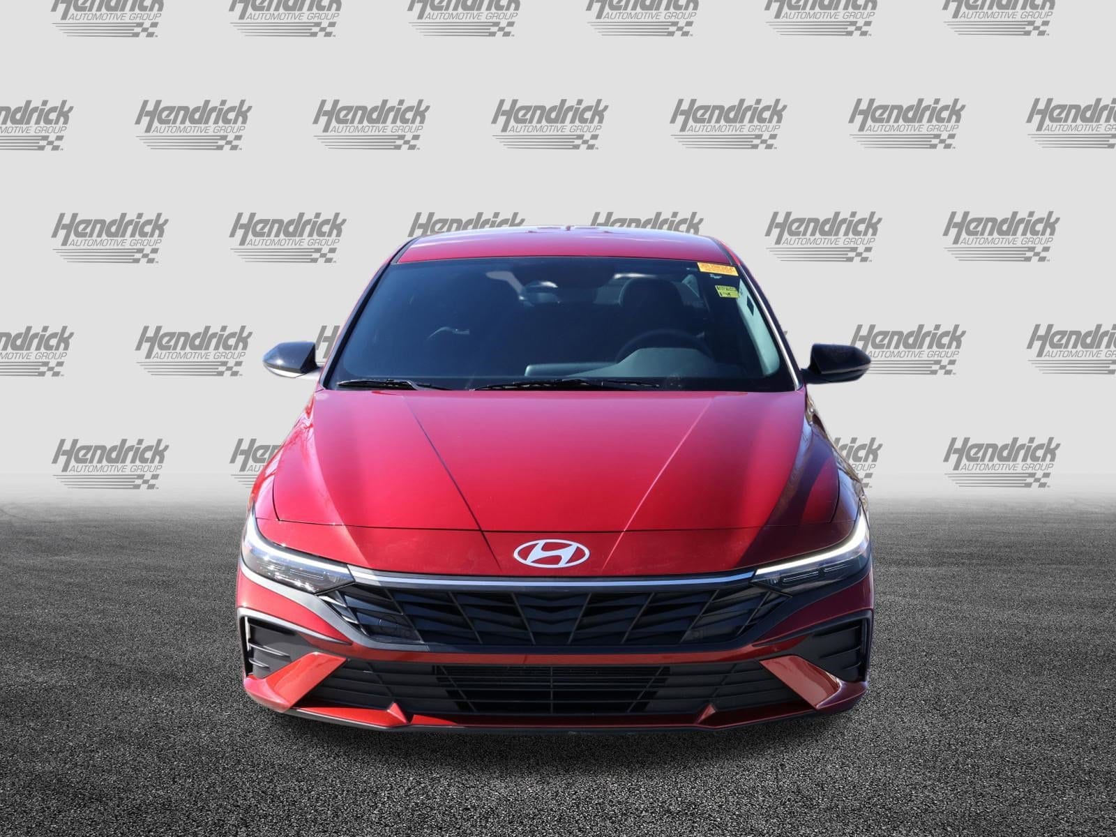 2025 Hyundai Elantra SEL Sport photo 2