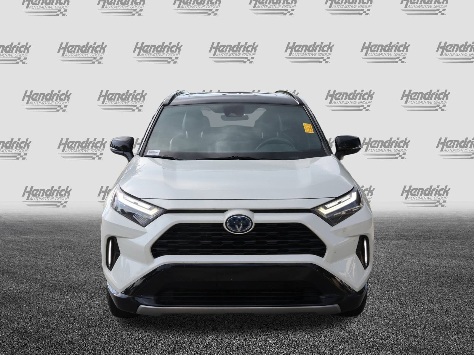 2022 Toyota RAV4 Hybrid XSE photo 3