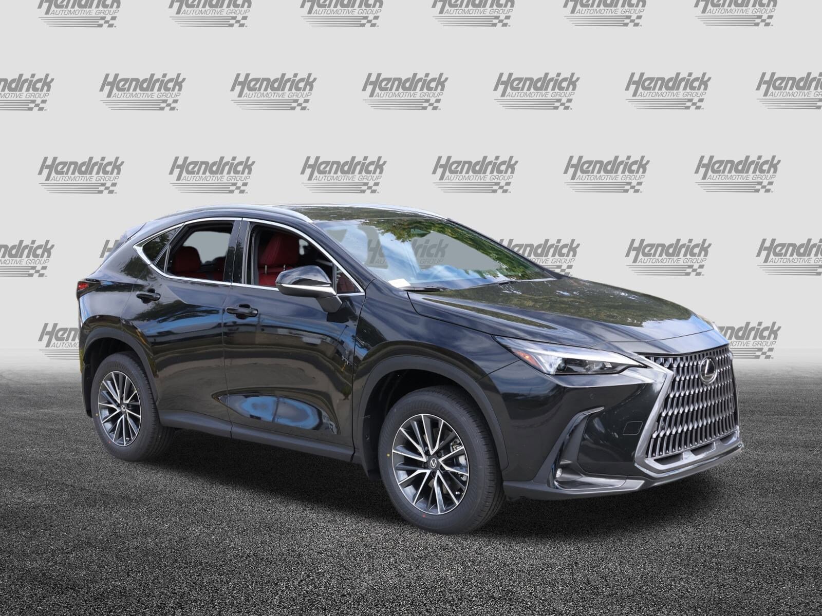 2026 Lexus NX 350 photo 2