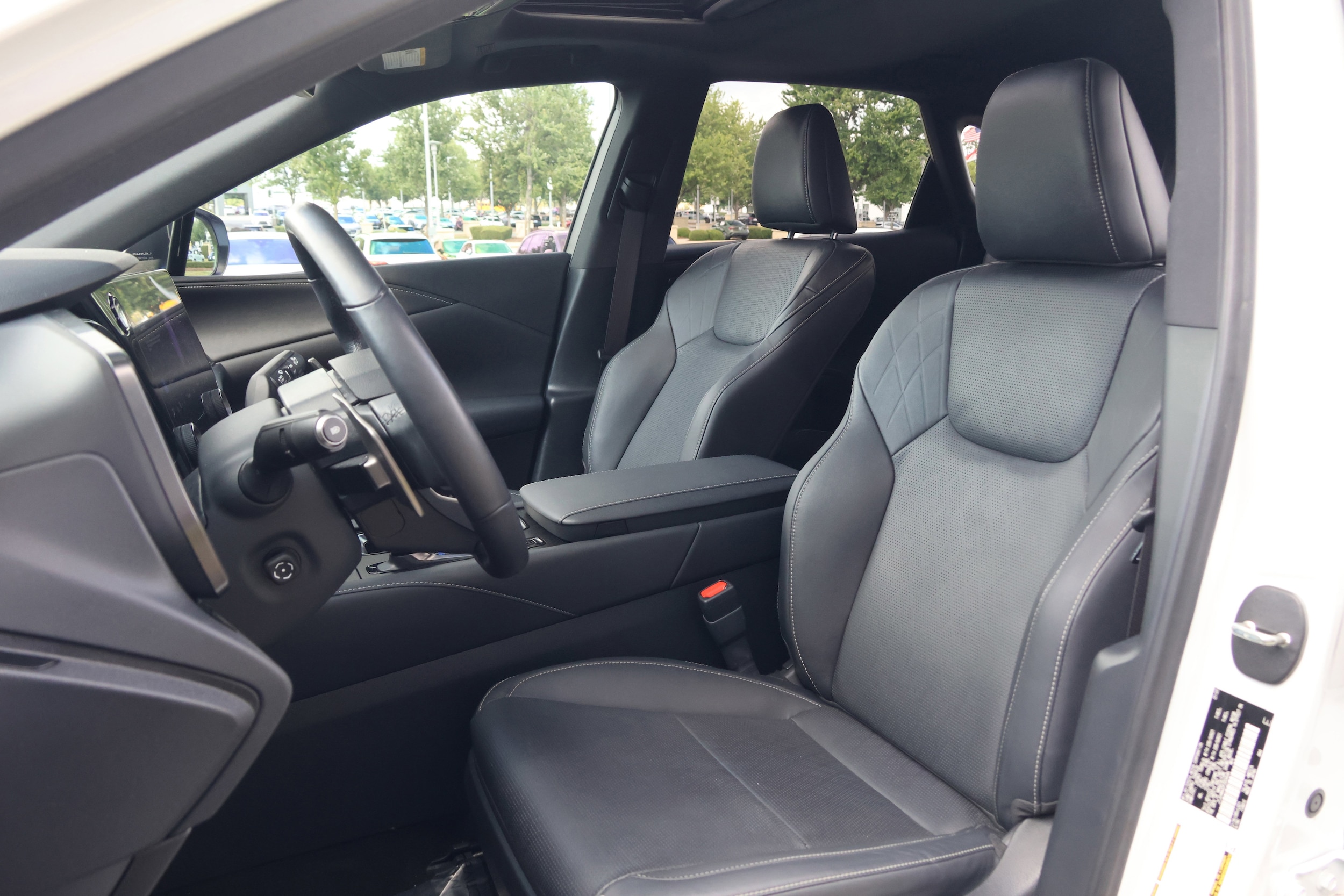 2023 Lexus RX 350 - Photo 33