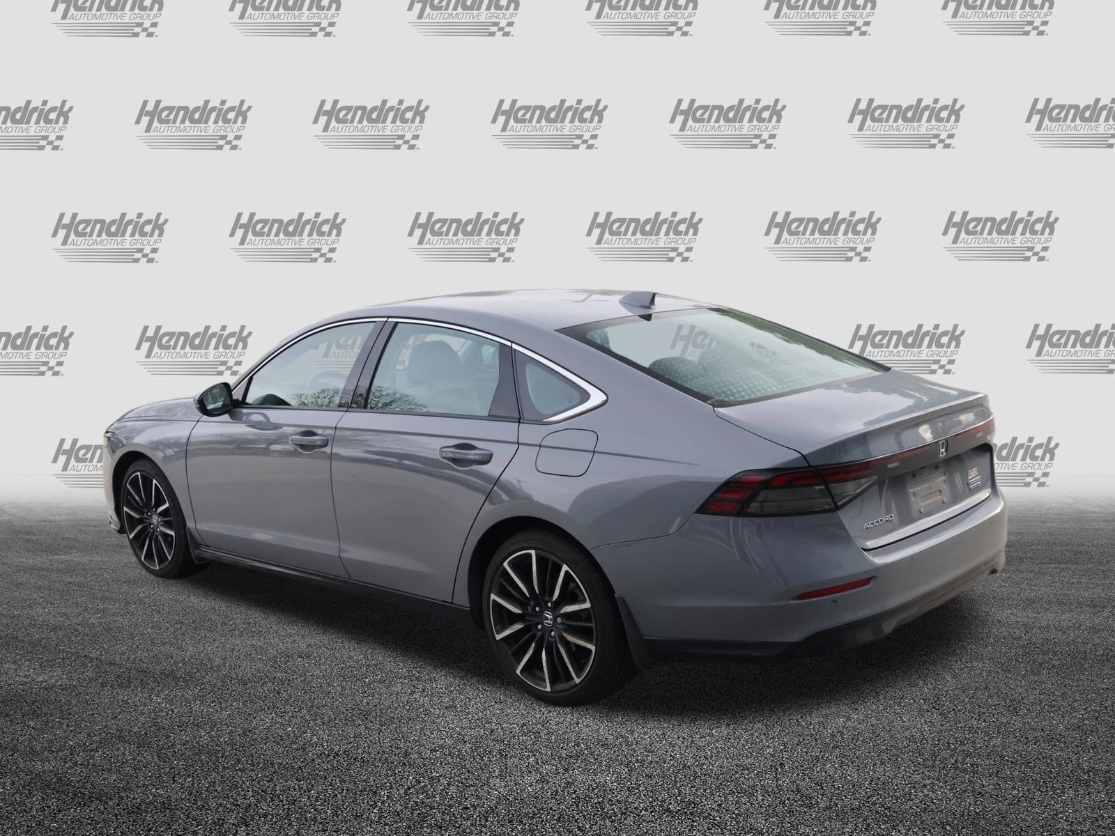 2023 Honda Accord Hybrid Touring photo 5