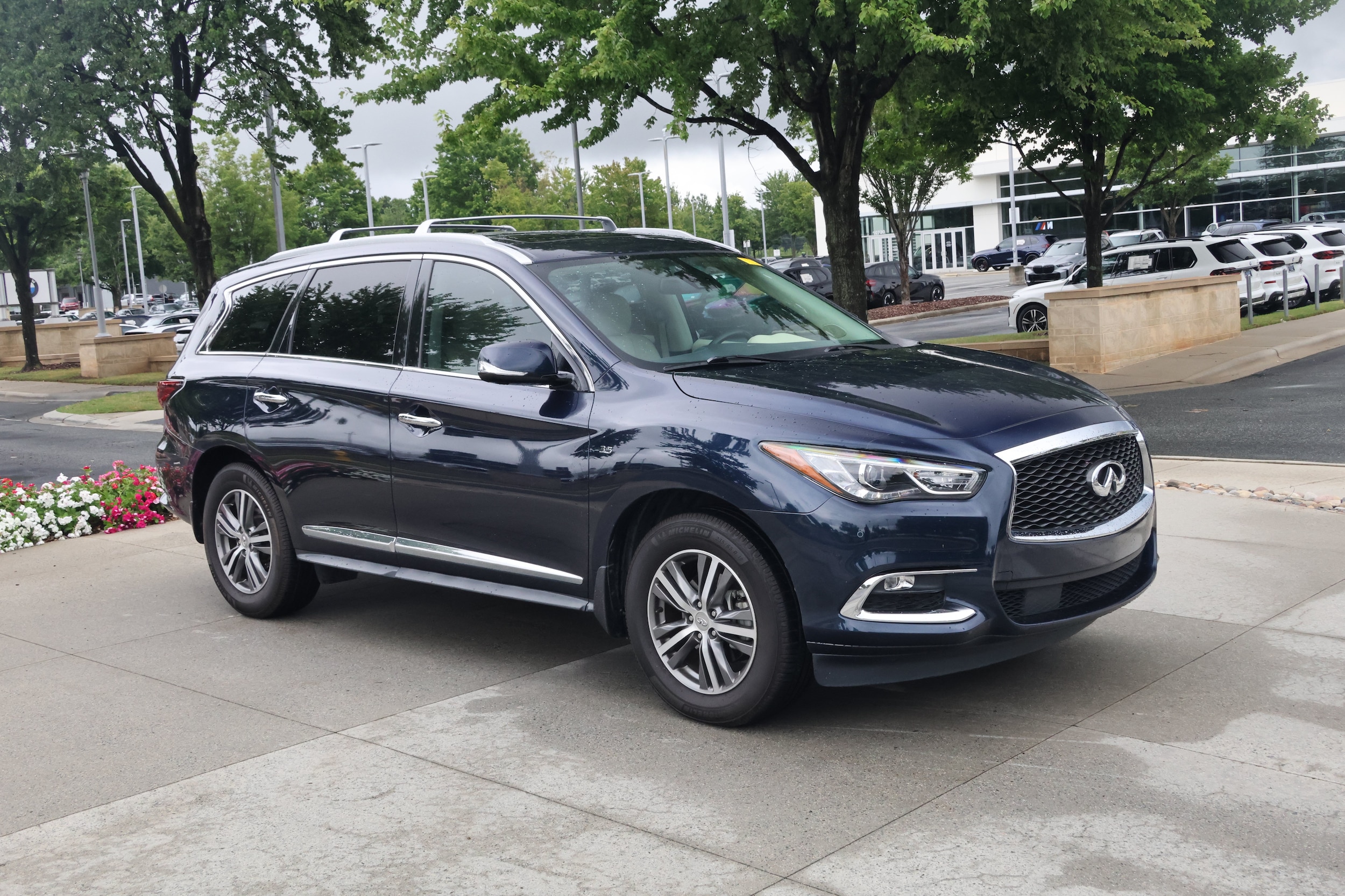 INFINITI QX60 LUXE