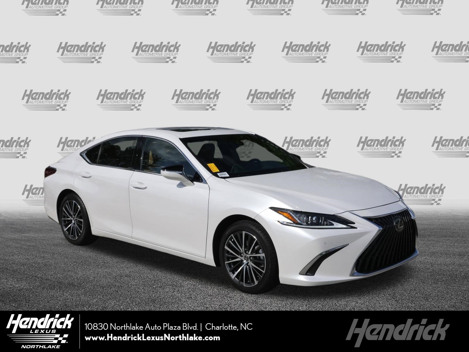 2025 Lexus ES 350 350's photo