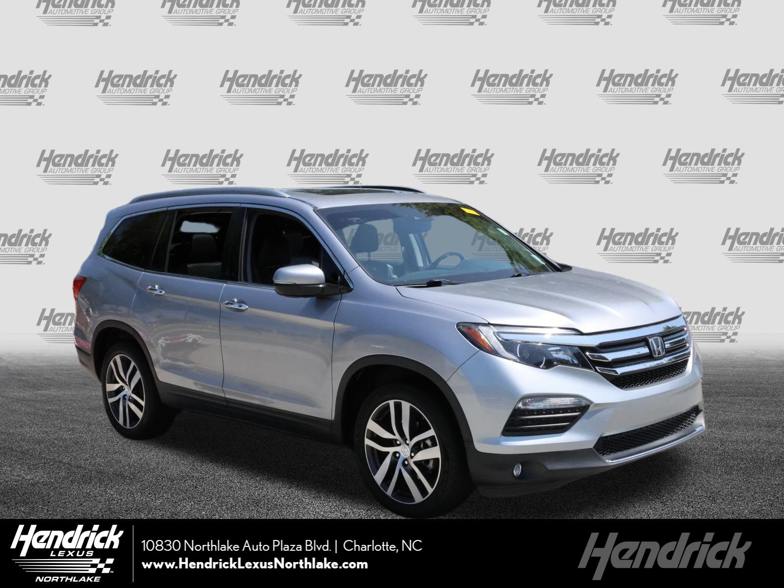 2018 Honda Pilot 4WD Elite's photo
